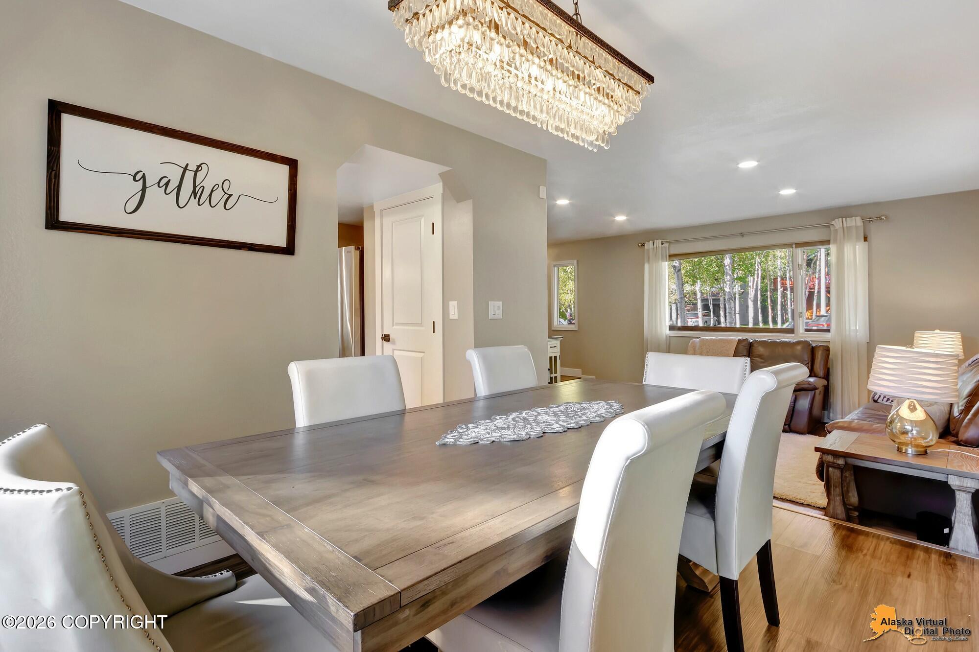 2920 Rocky Bay Circle Property Photo 13