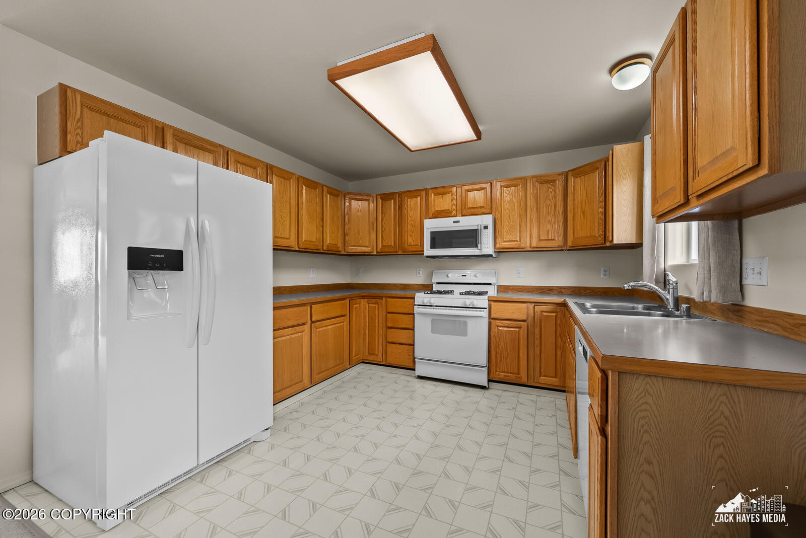 10840 Stroganof Drive Property Photo 11