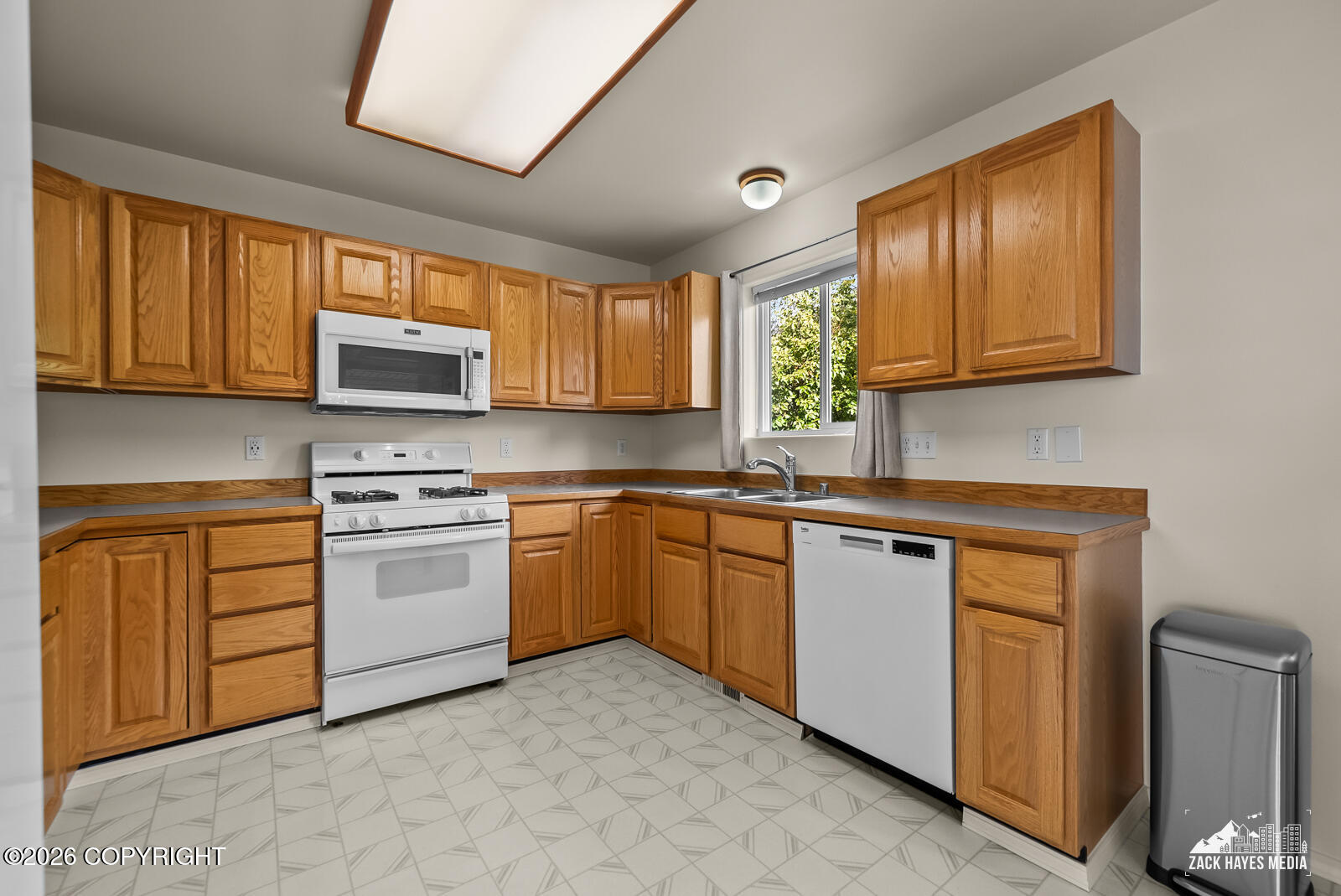 10840 Stroganof Drive Property Photo 12