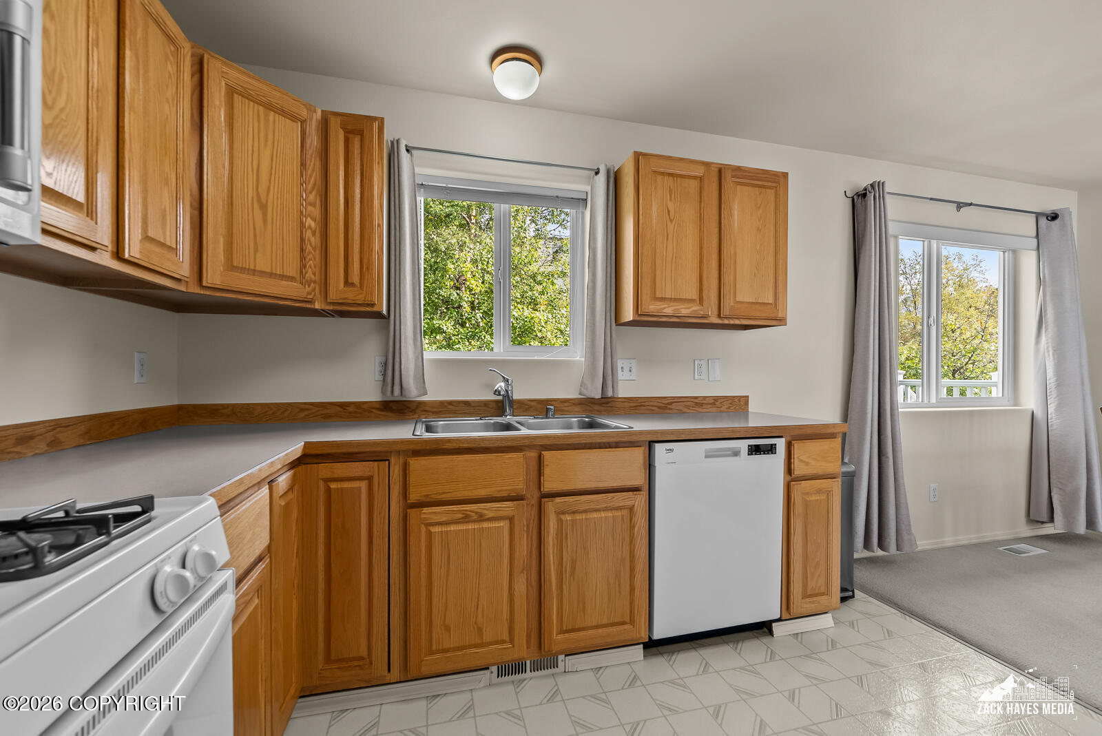 10840 Stroganof Drive Property Photo 13
