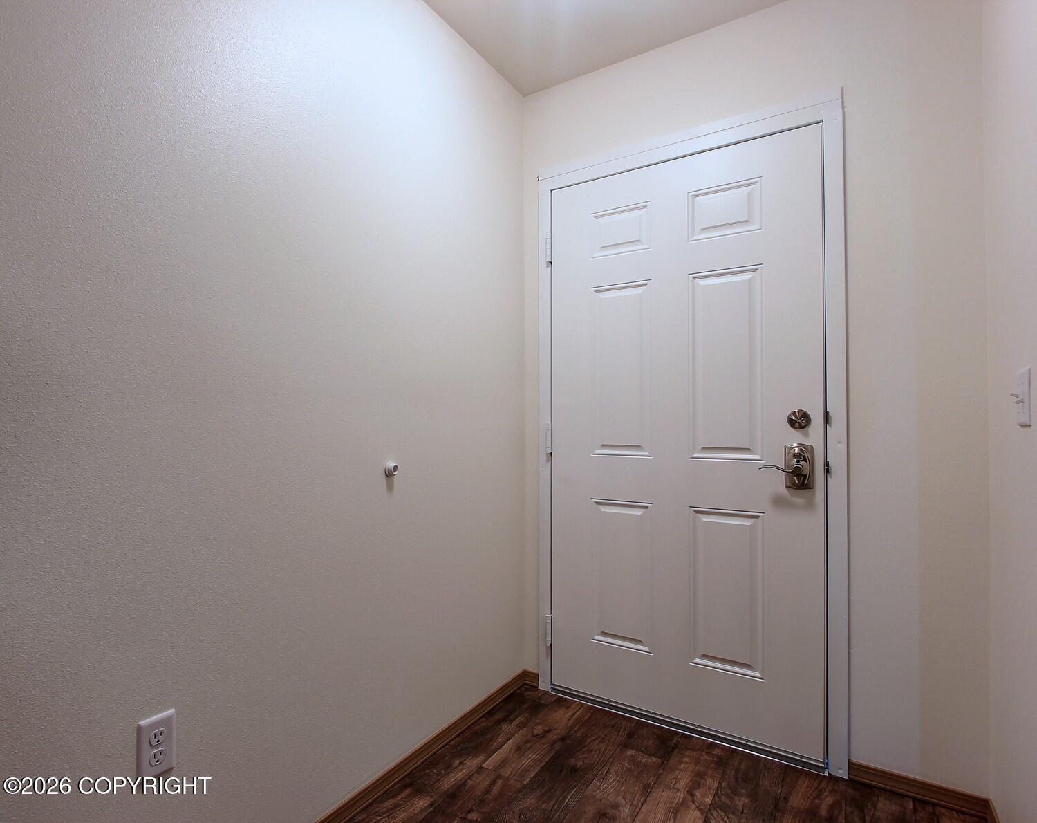 1355 N Winding Brook Loop #8 Property Photo 1
