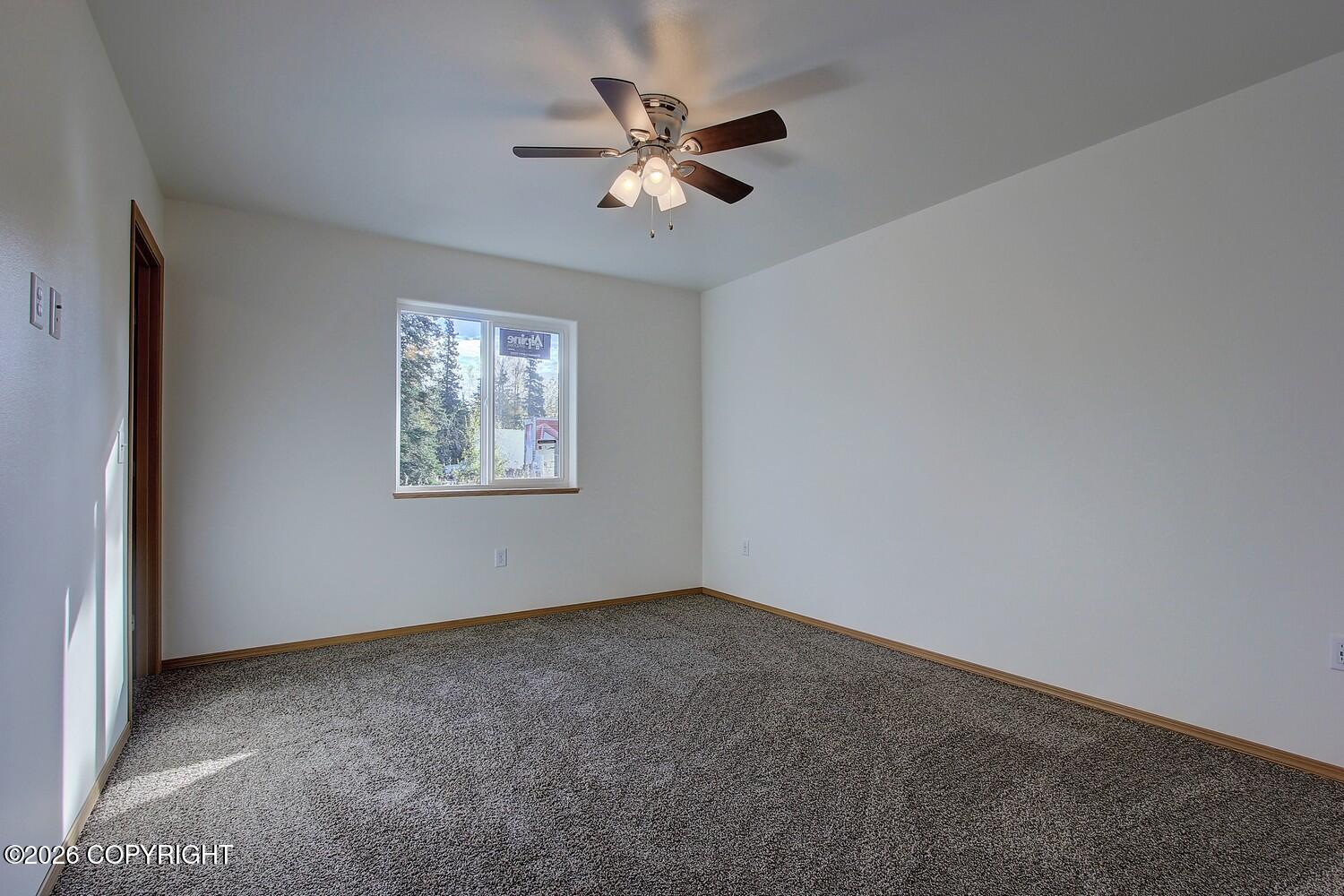 1355 N Winding Brook Loop #8 Property Photo 5