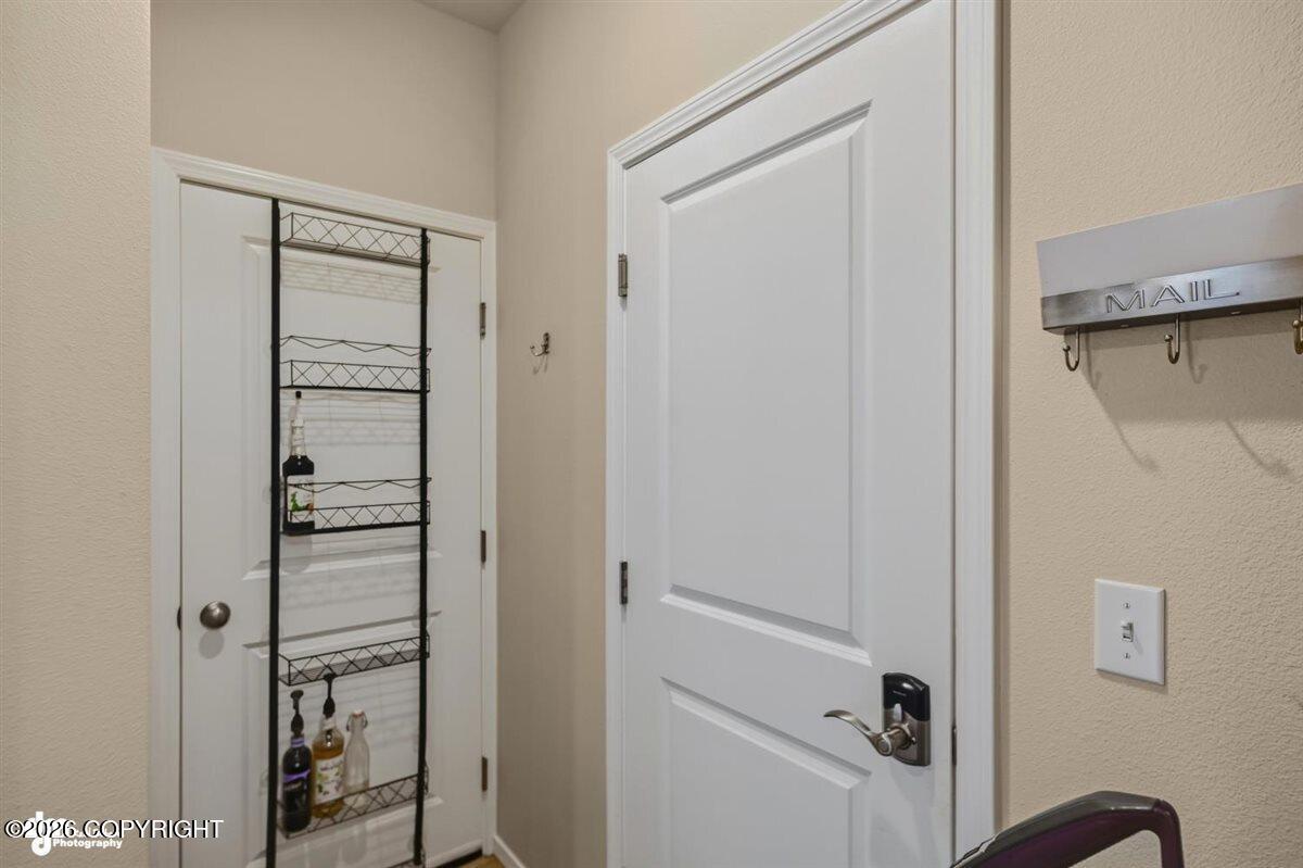 237 Shageluk Street Property Photo 32