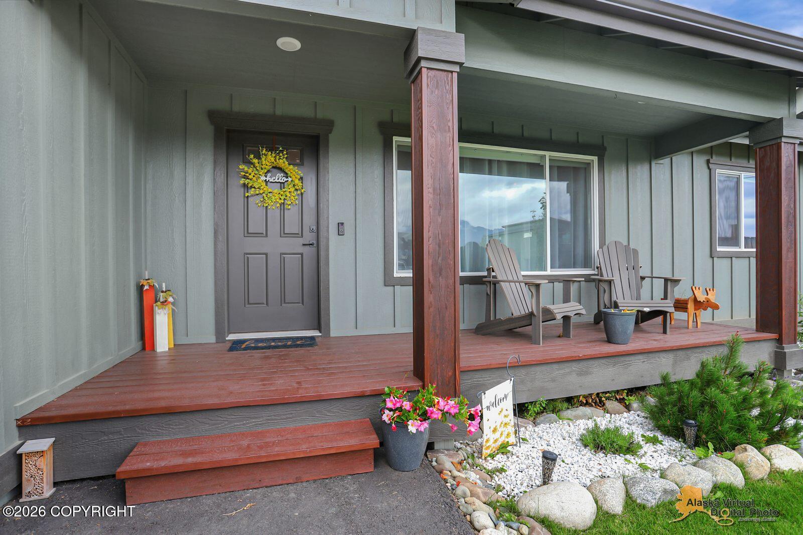 1195 E Mountain Peak Loop Property Photo 2