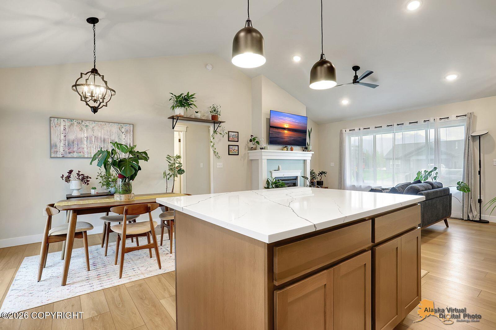 1195 E Mountain Peak Loop Property Photo 10
