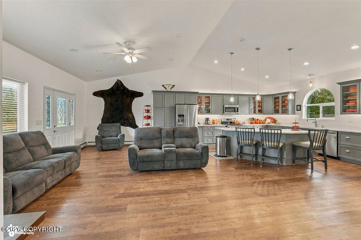 910 W Emerald Cone Circle Property Photo 8