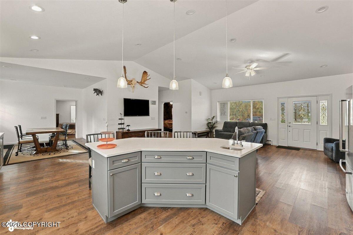 910 W Emerald Cone Circle Property Photo 18