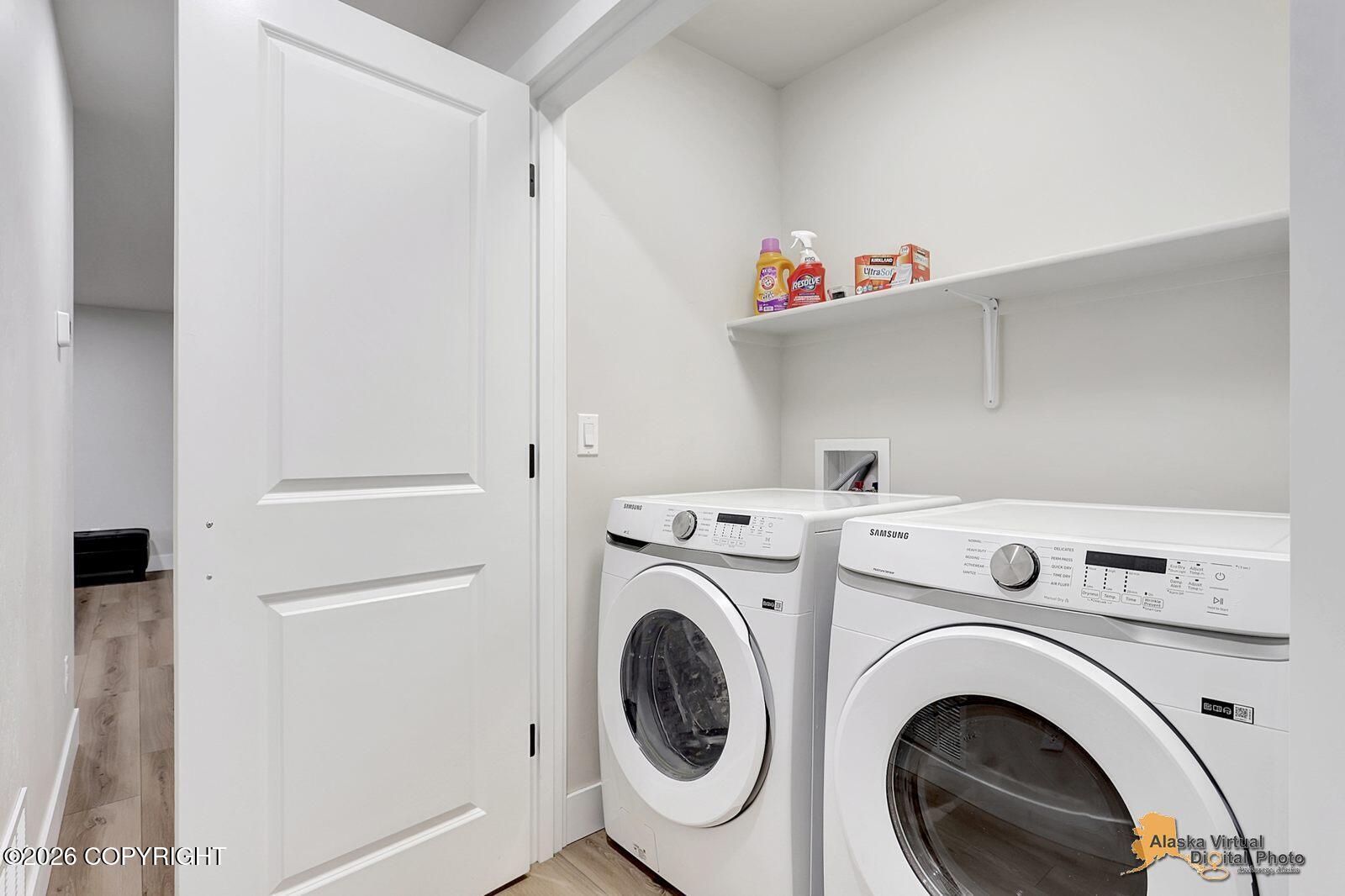 6901 W Queen Anne Avenue Property Photo 22