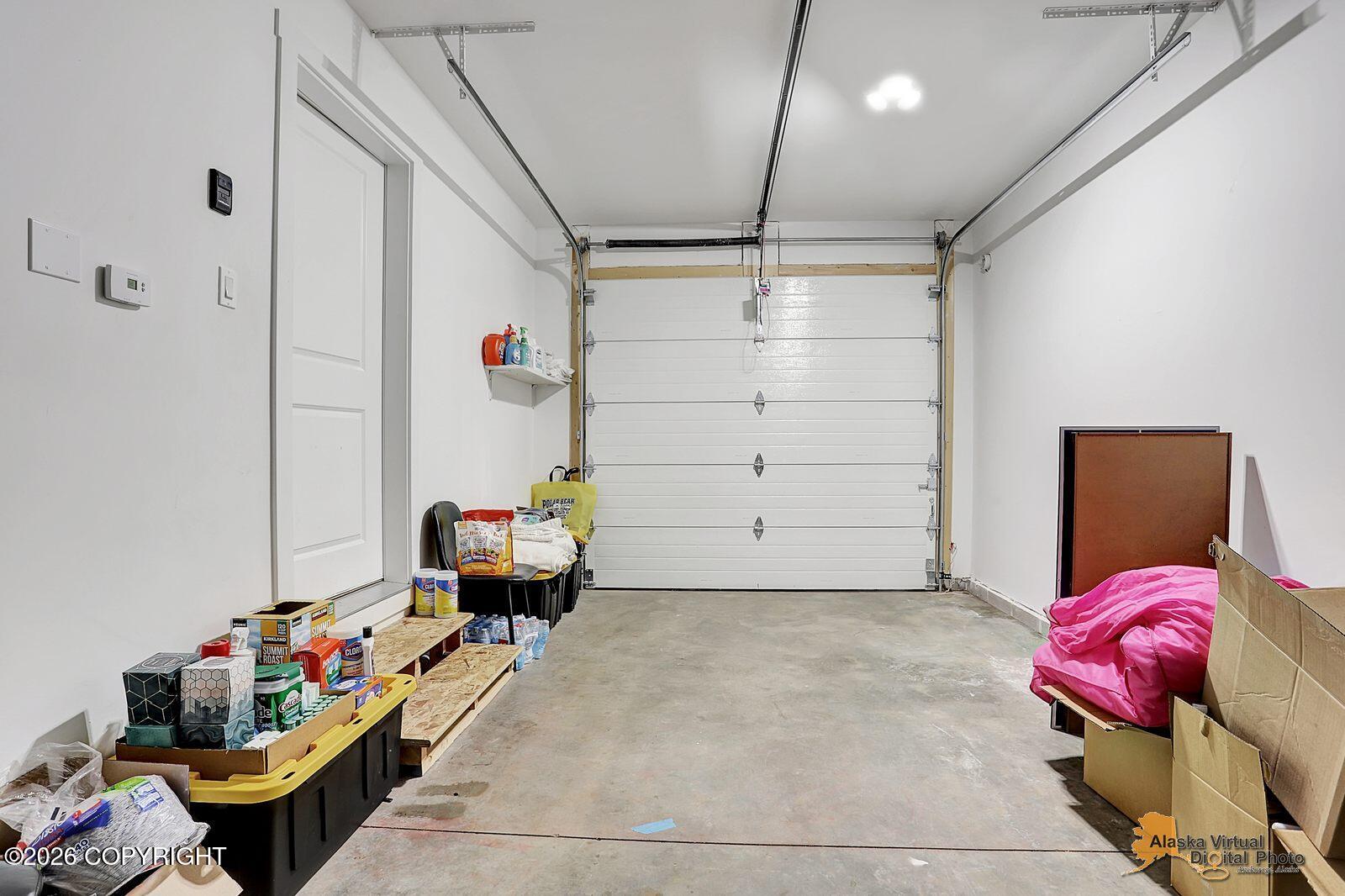 6901 W Queen Anne Avenue Property Photo 23