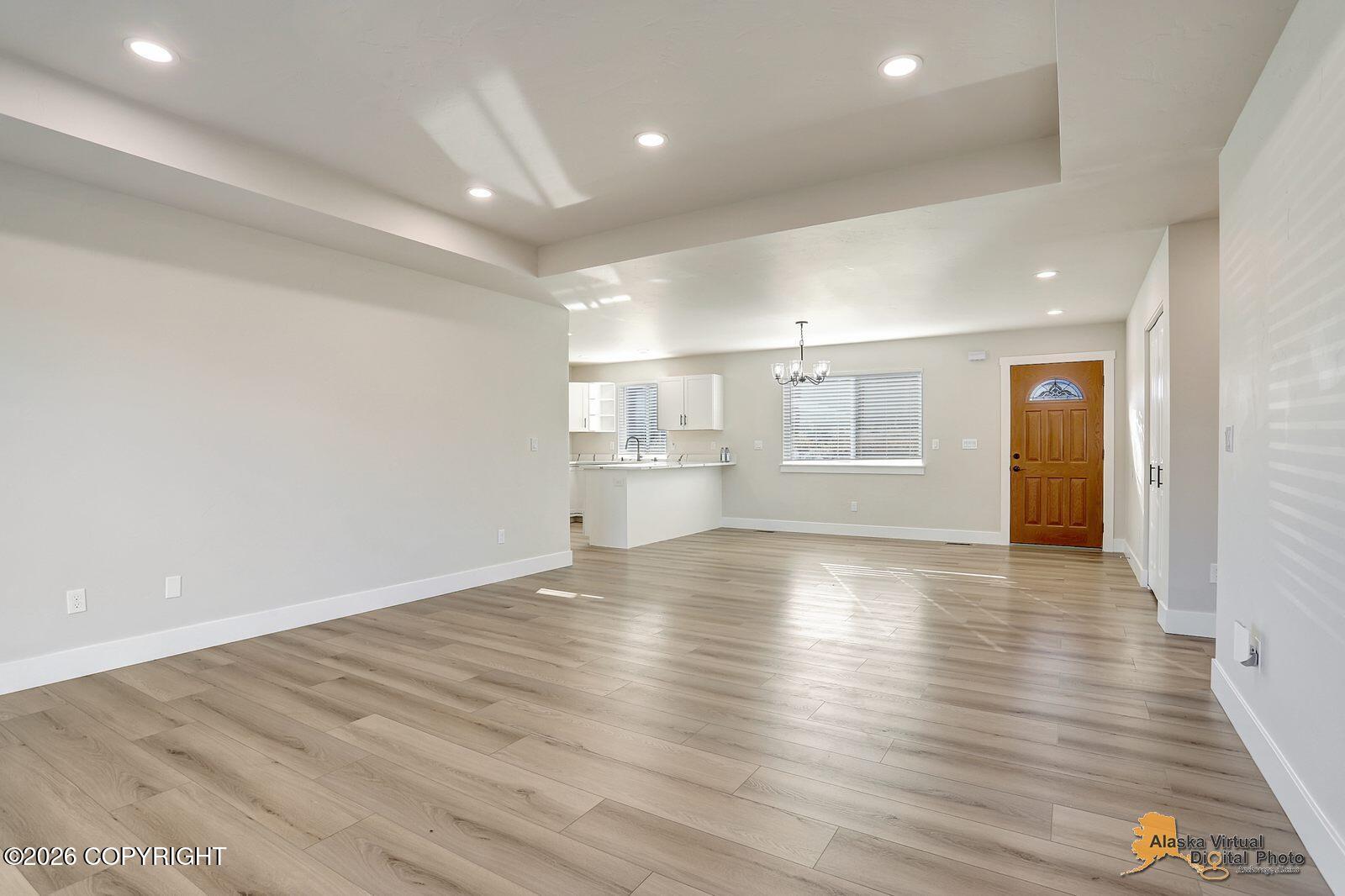 6901 W Queen Anne Avenue Property Photo 34