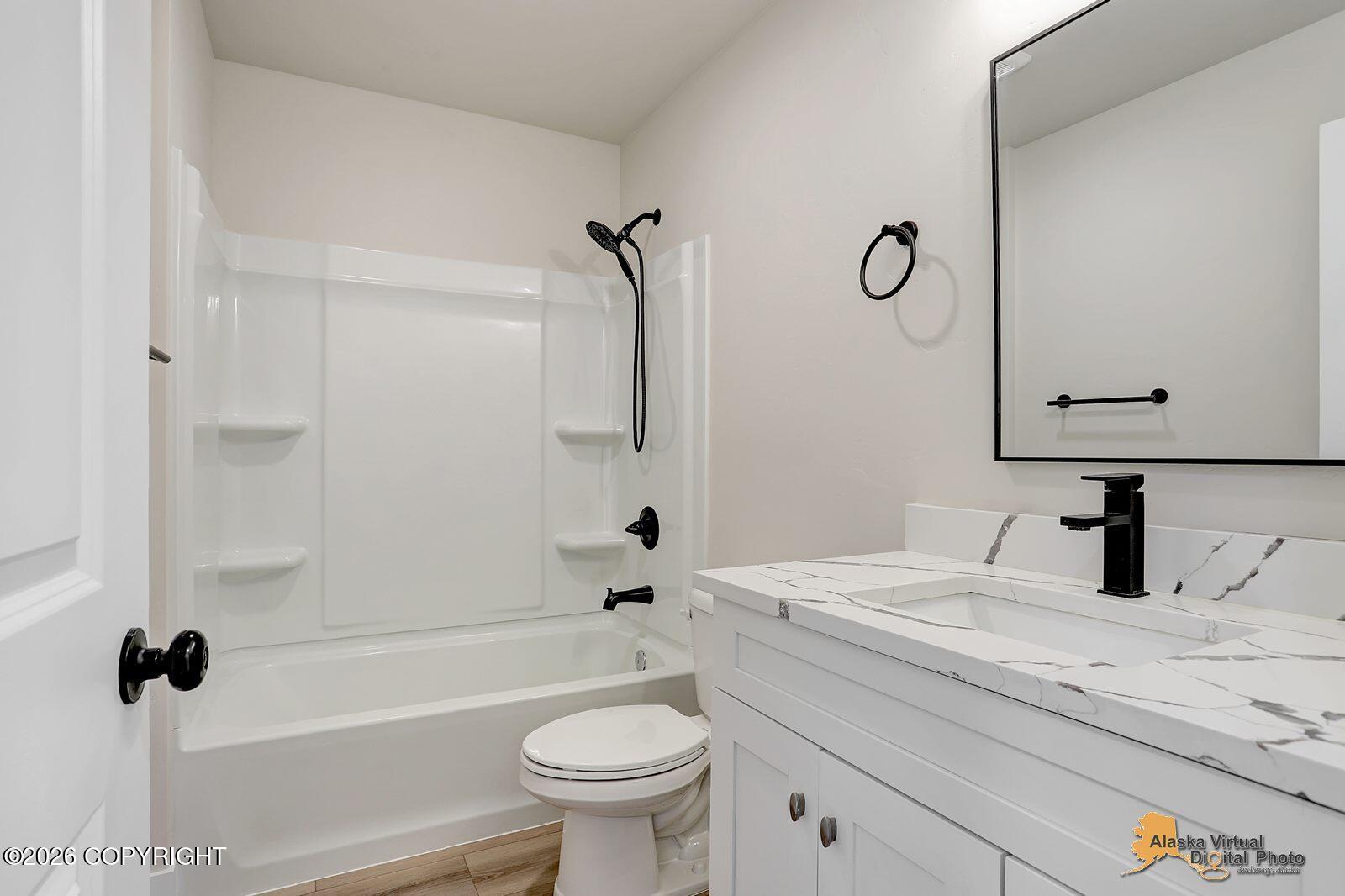 6901 W Queen Anne Avenue Property Photo 45