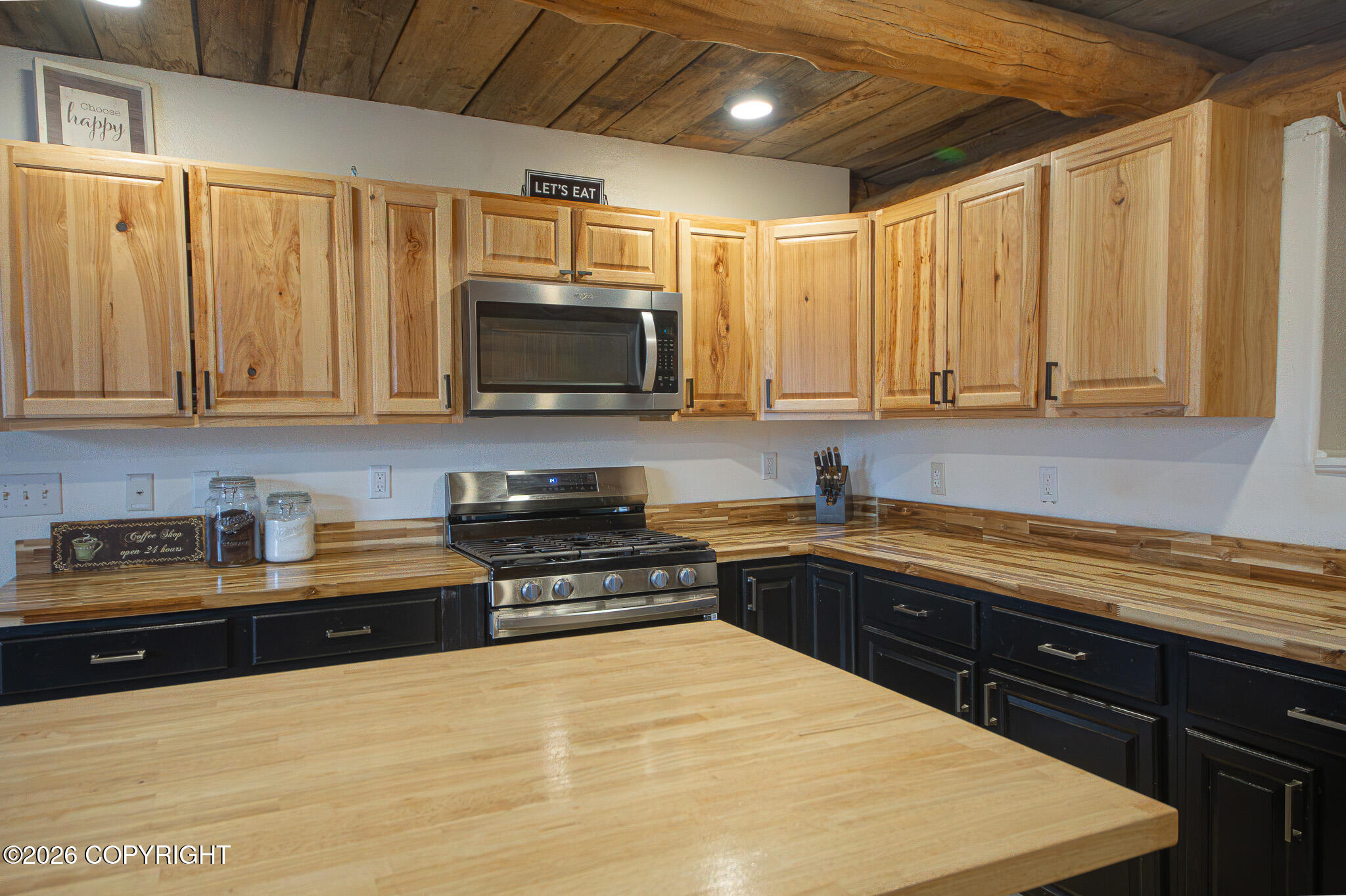23401 W Independence Way Property Photo 14