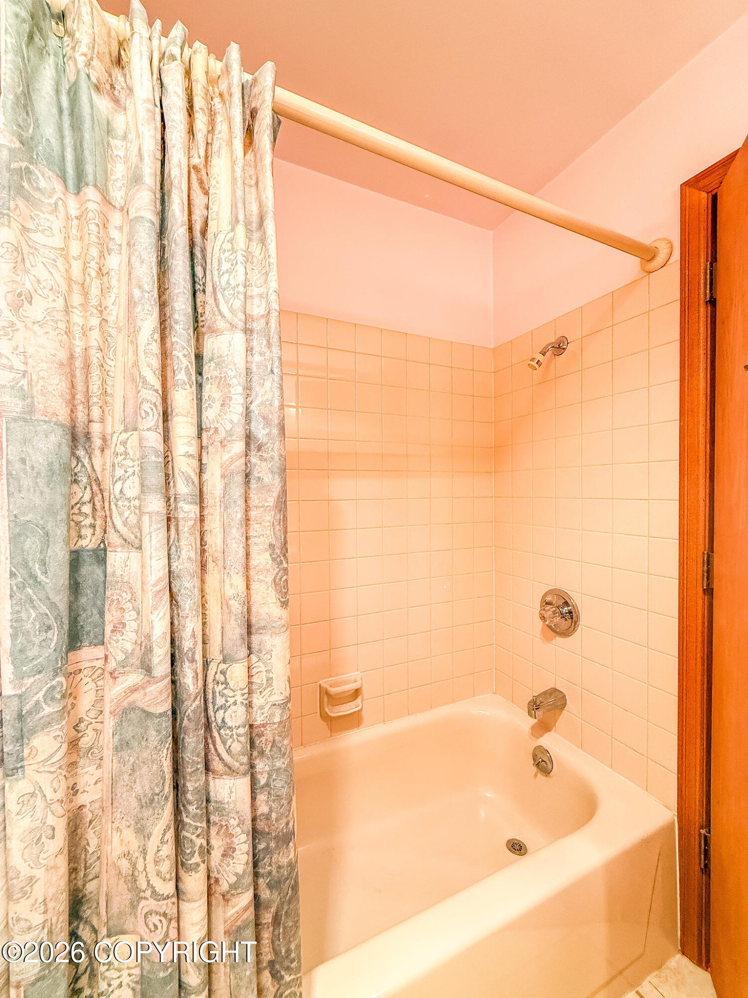 4109 Lynn Drive #215 Property Photo 4
