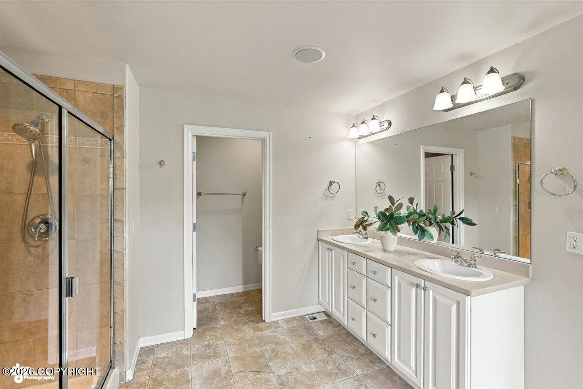16015 Essex Point Circle Property Photo 32