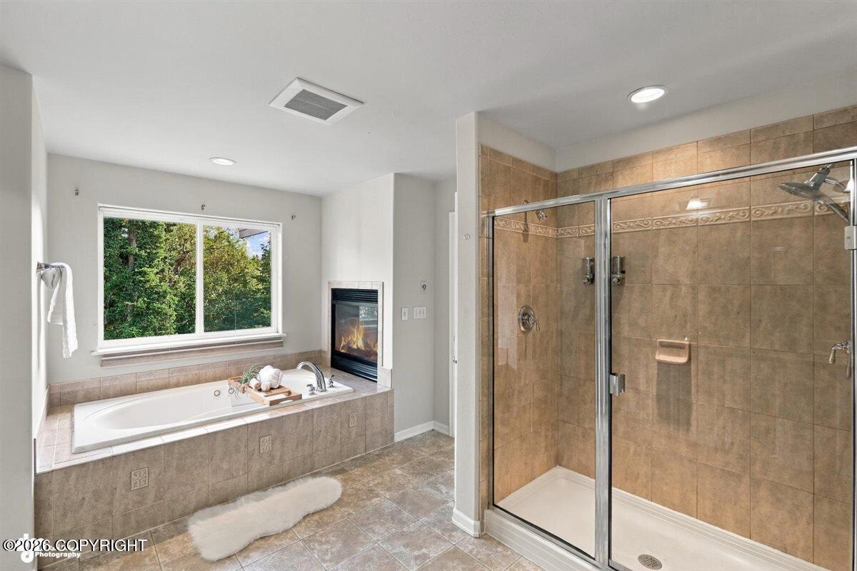16015 Essex Point Circle Property Photo 34