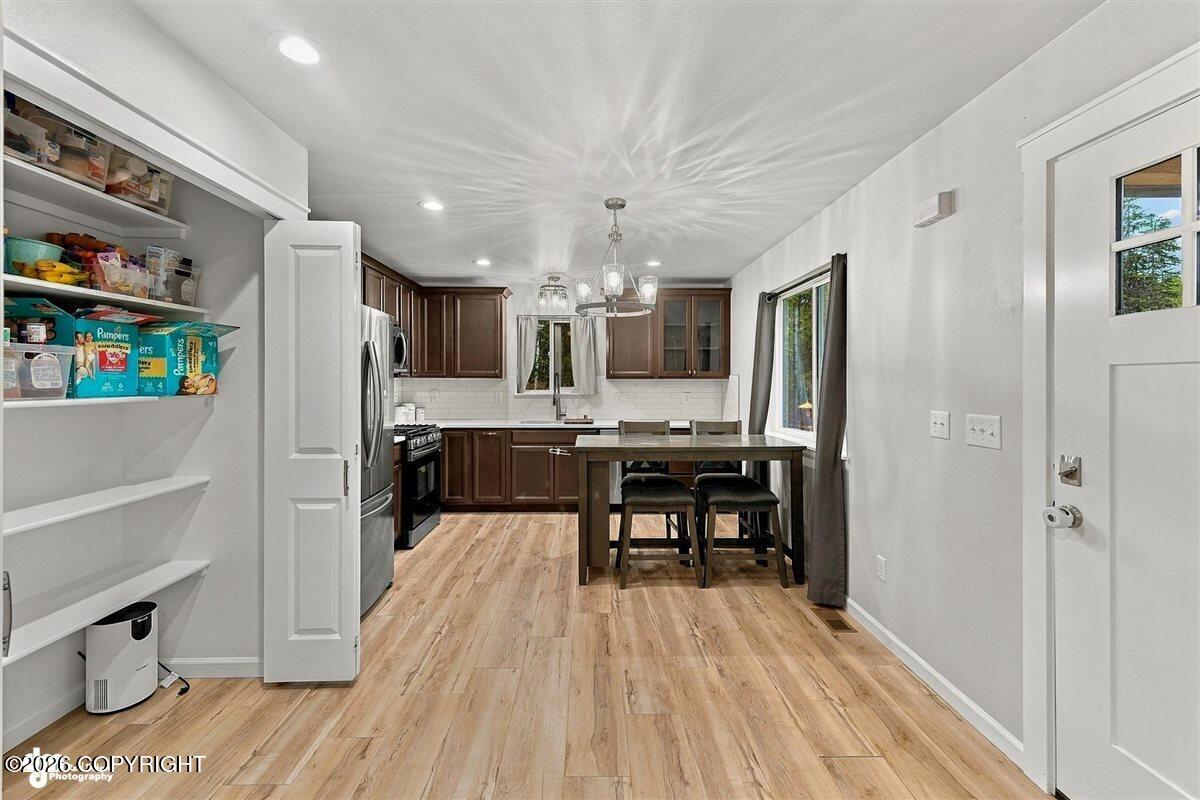 2841 N Castle Drive Property Photo 4