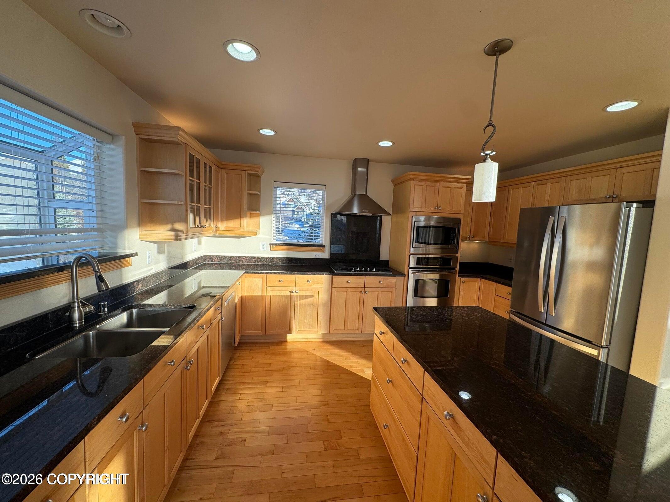 16001 Hidden Creek Lane Property Photo 7