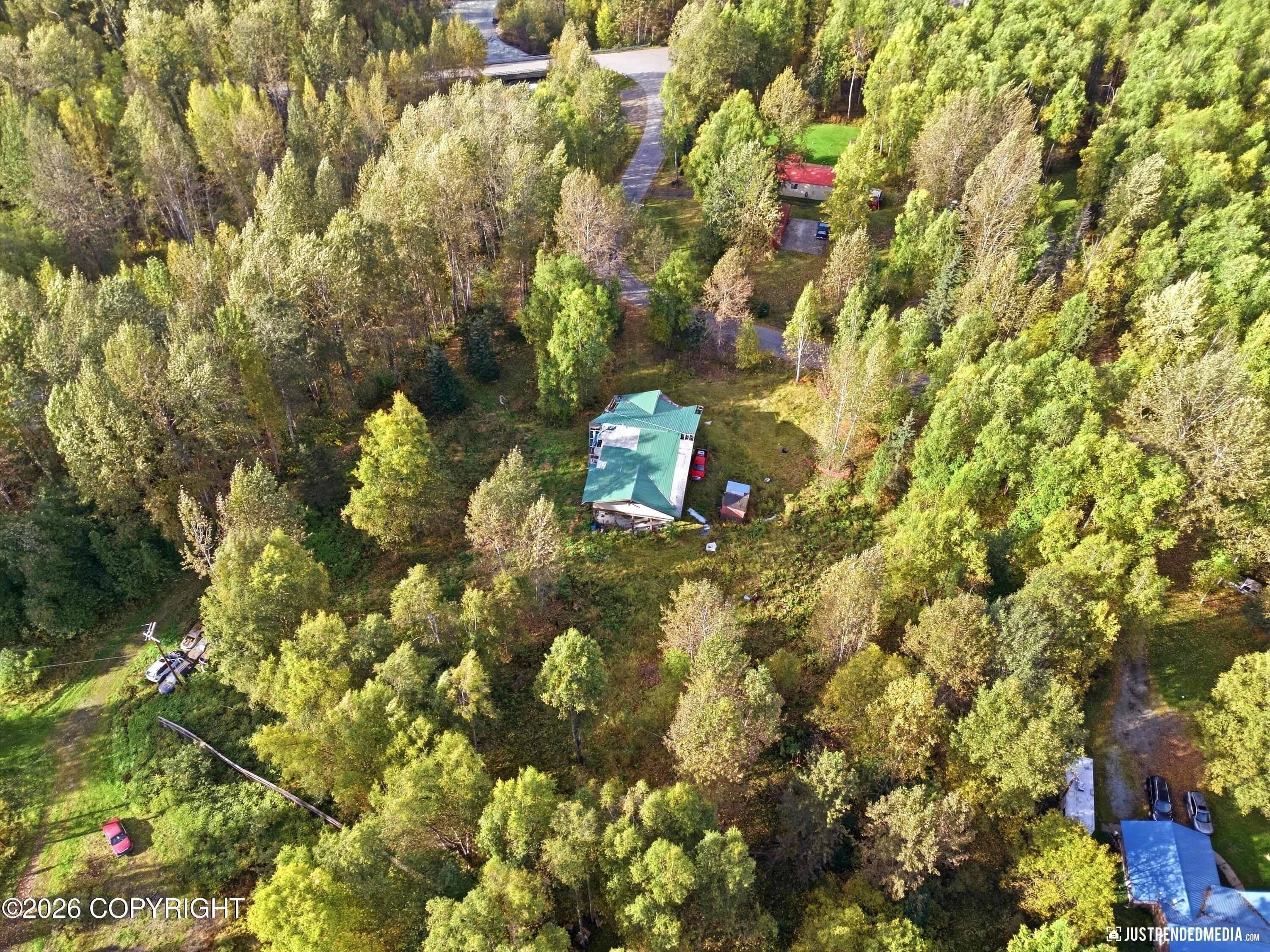 22121 Davidson Drive Property Photo 2