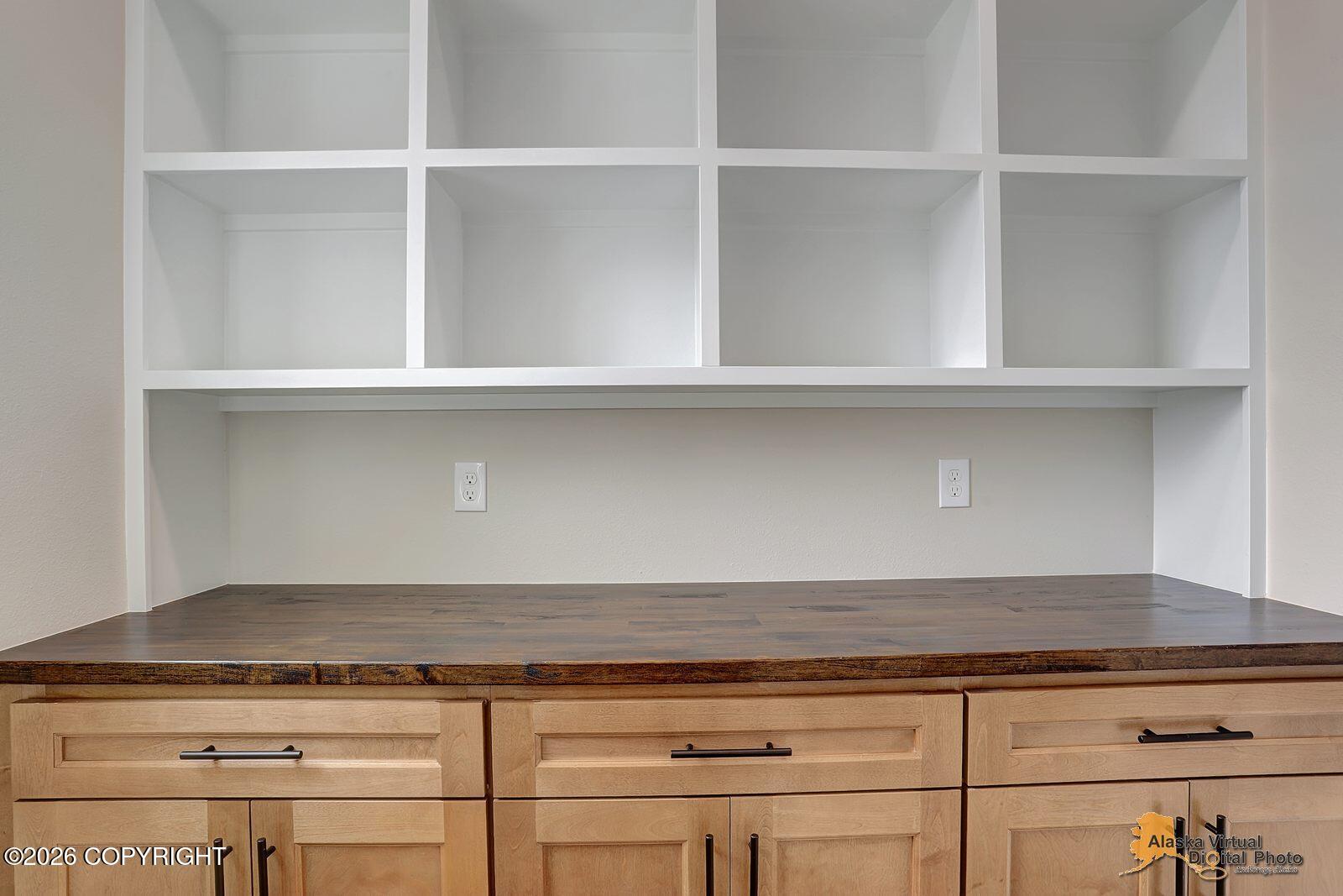 1205 N Brass Ring Drive Property Photo 10