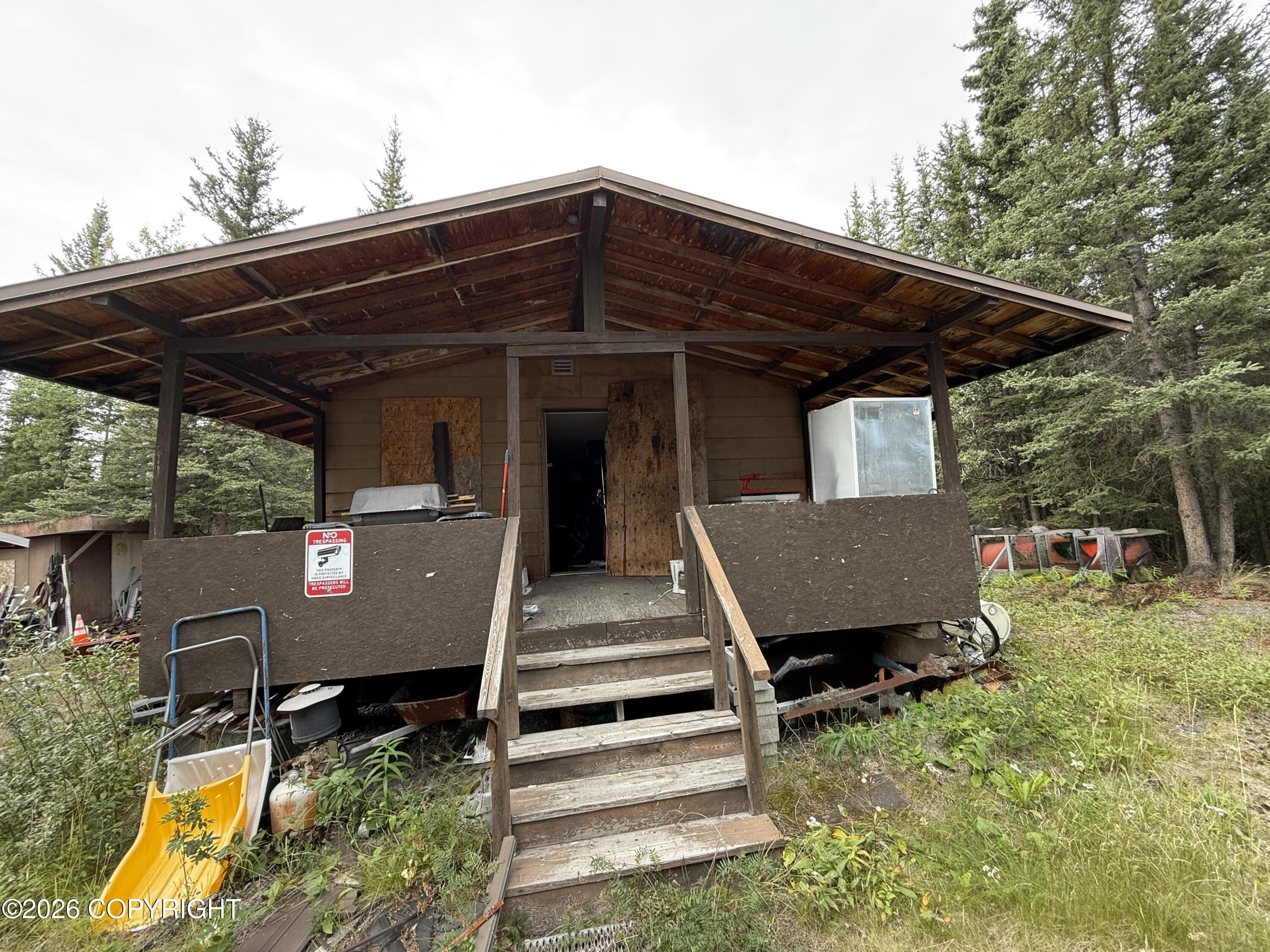 Mile 128.3 Richardson Highway Property Photo 1