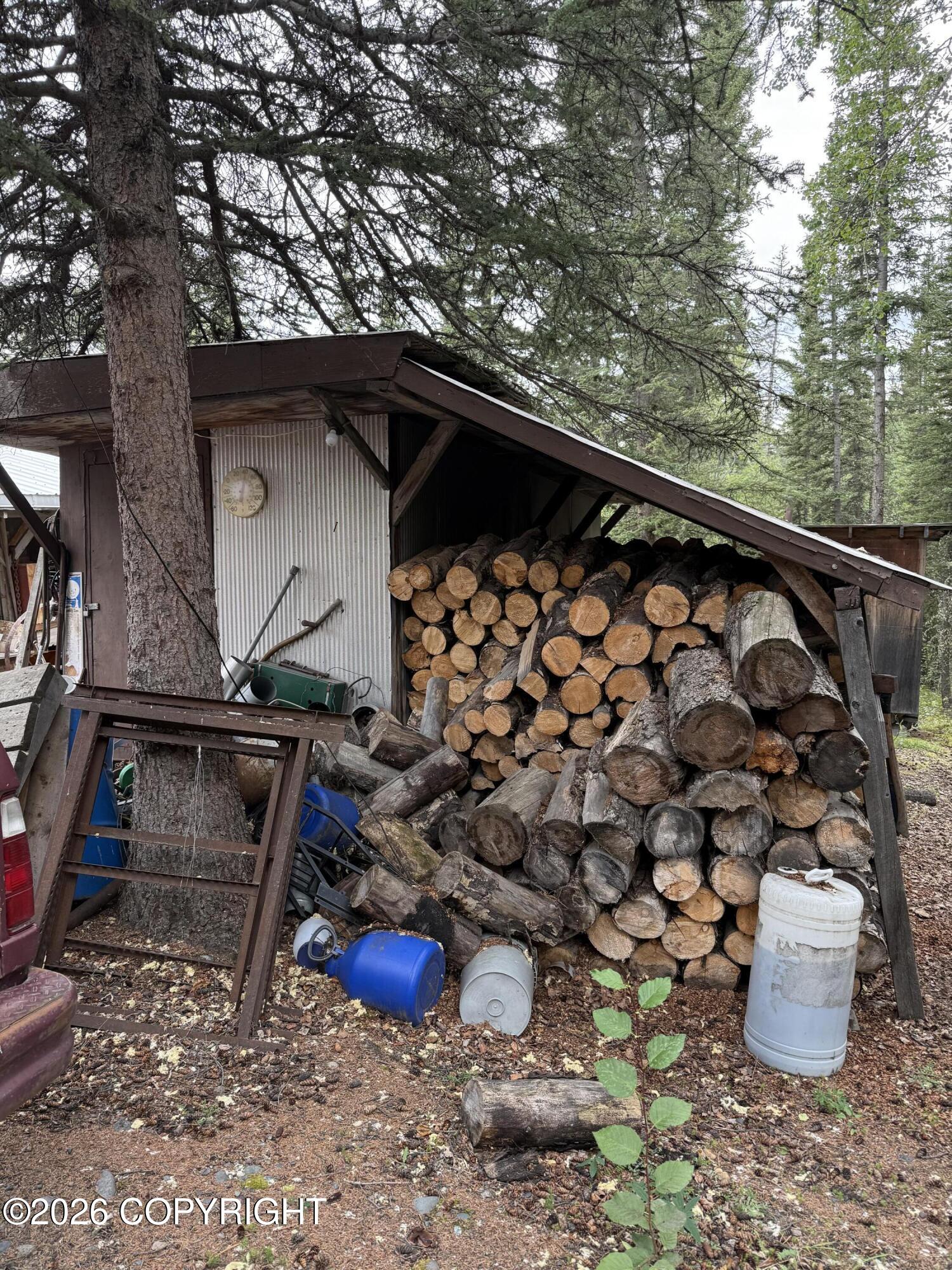 Mile 128.3 Richardson Highway Property Photo 8