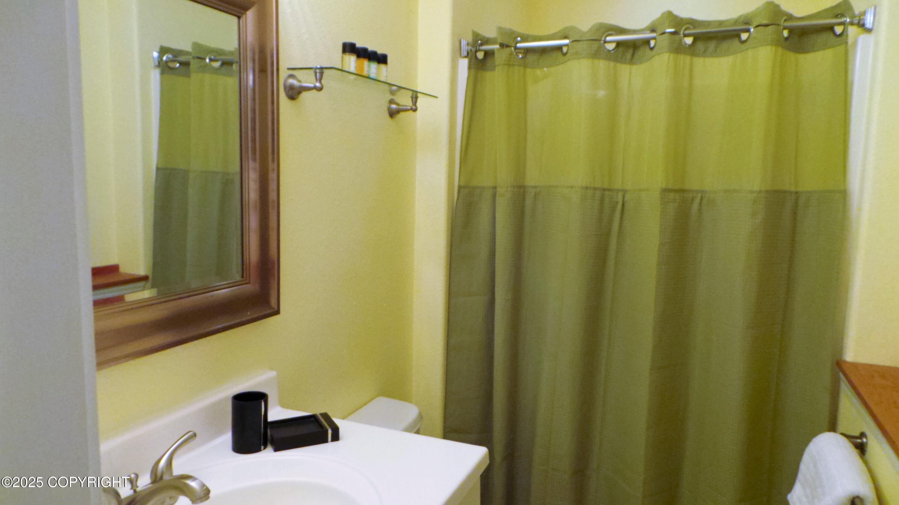 432 W 10th Avenue Property Photo 52