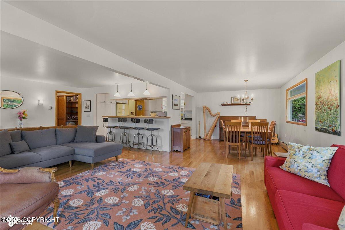 1001 W 23rd Avenue Property Photo 7
