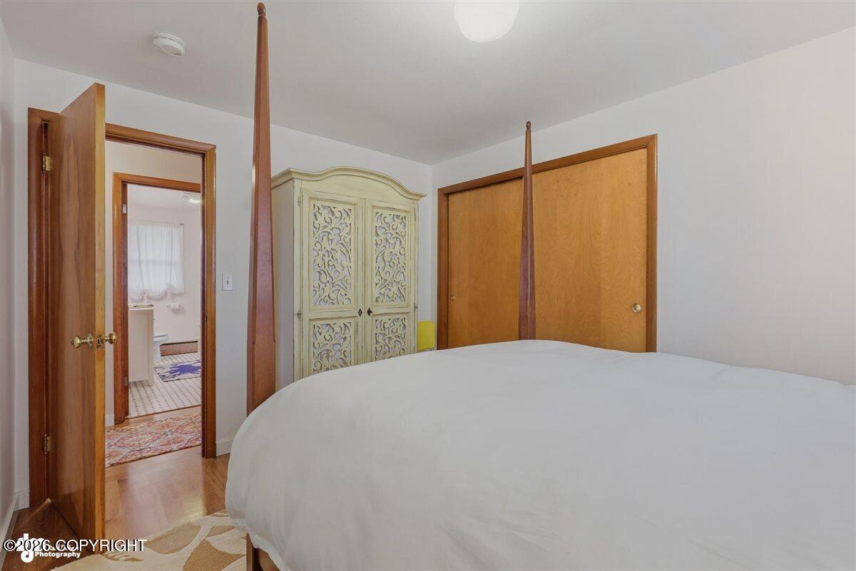 1001 W 23rd Avenue Property Photo 22