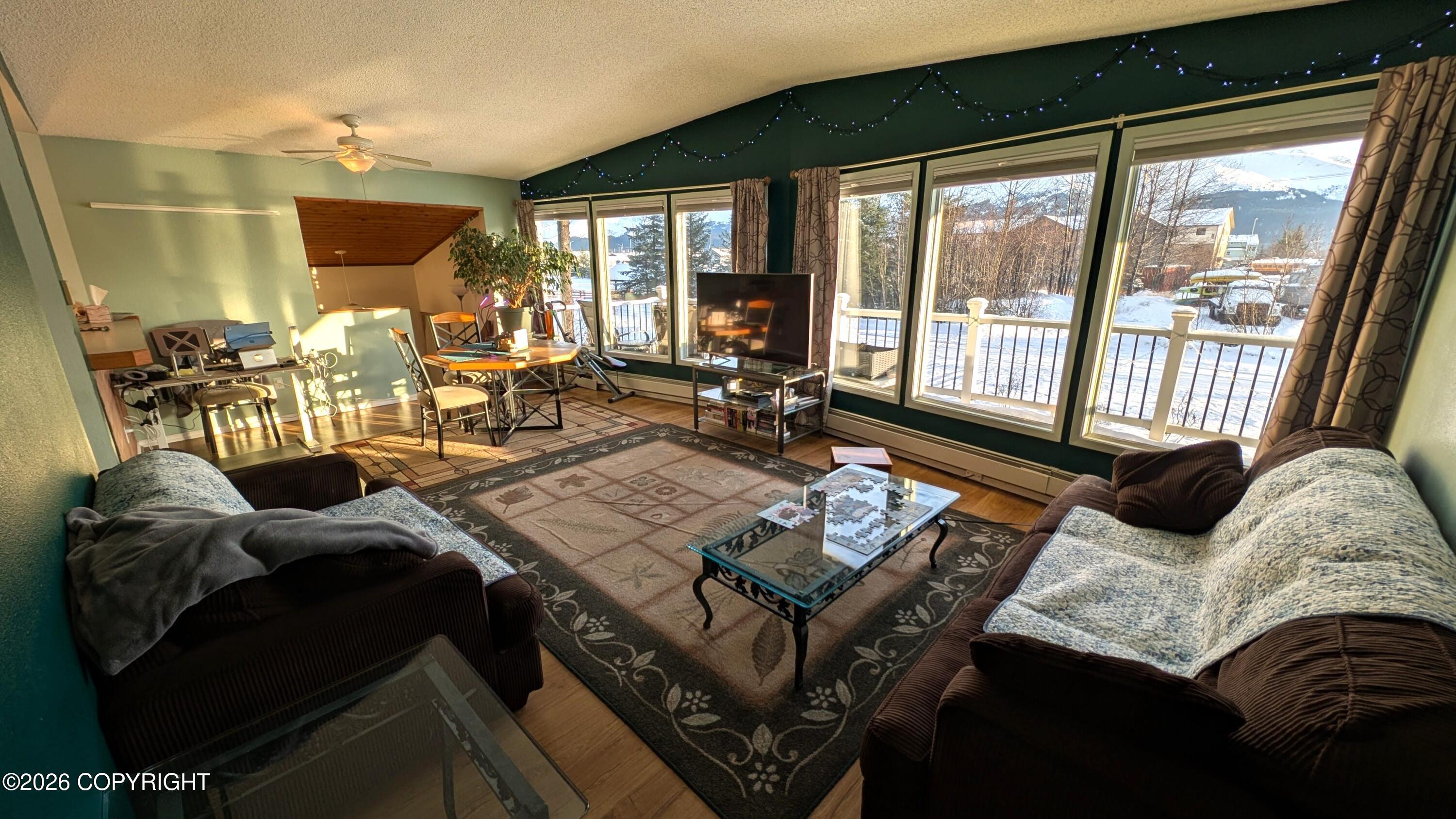 1105 Second Avenue Property Photo 4