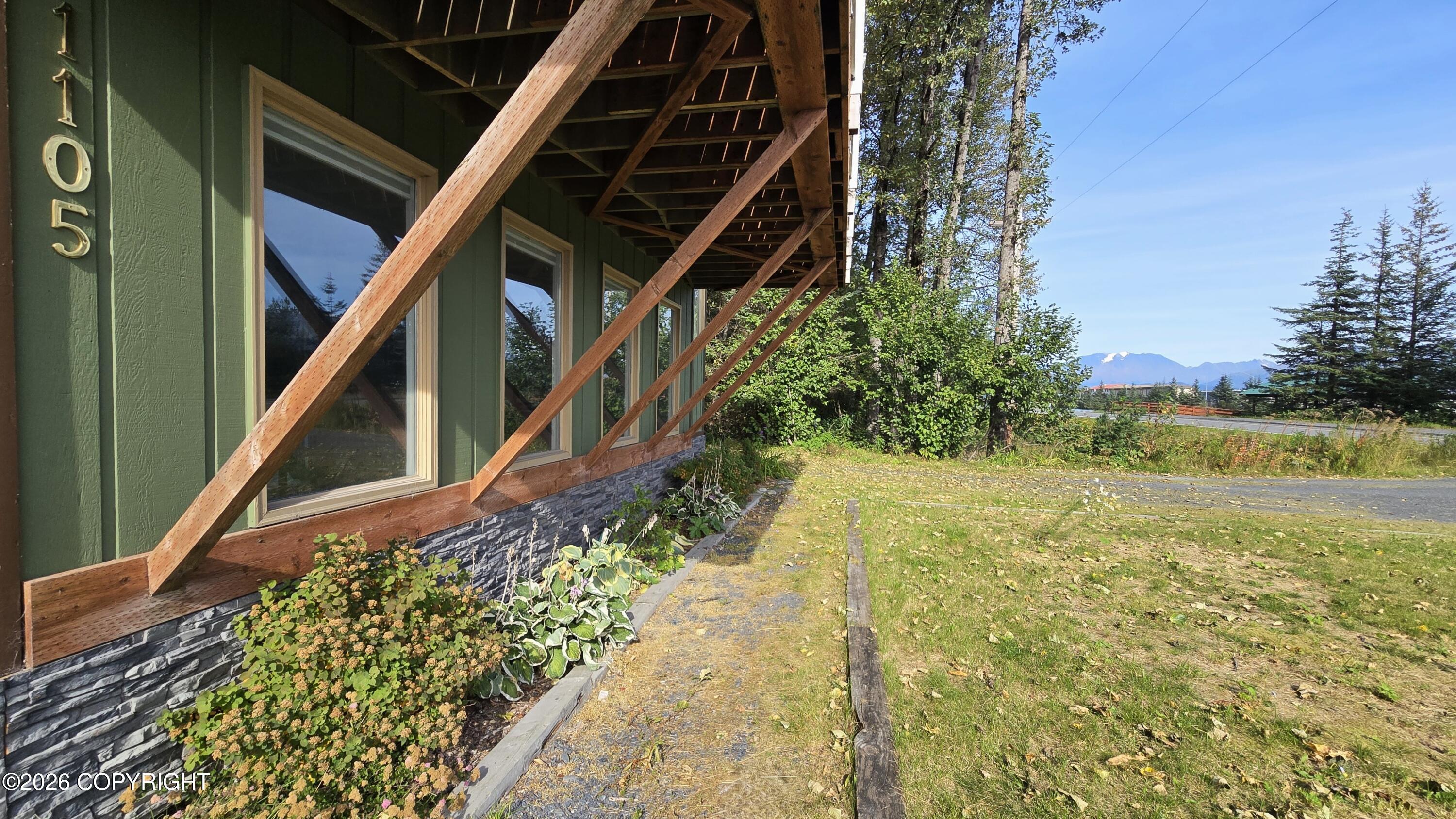 1105 Second Avenue Property Photo 12