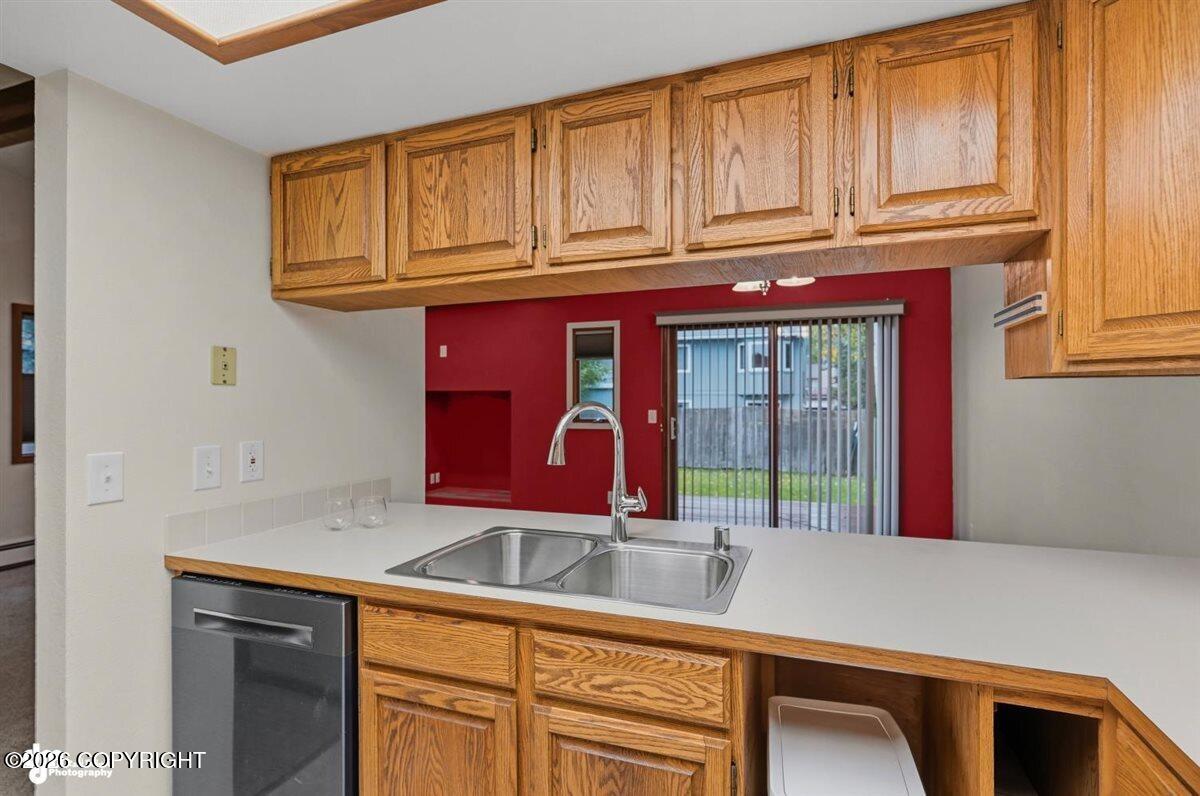 8031 Fairwood Circle Property Photo 16