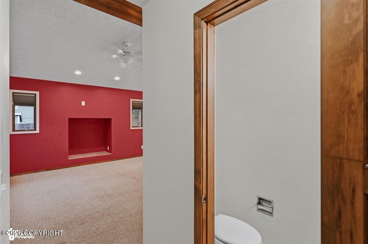 8031 Fairwood Circle Property Photo 18
