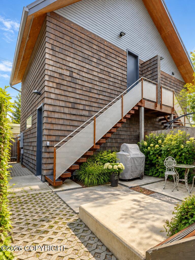 1105 W 11th Avenue Property Photo 54