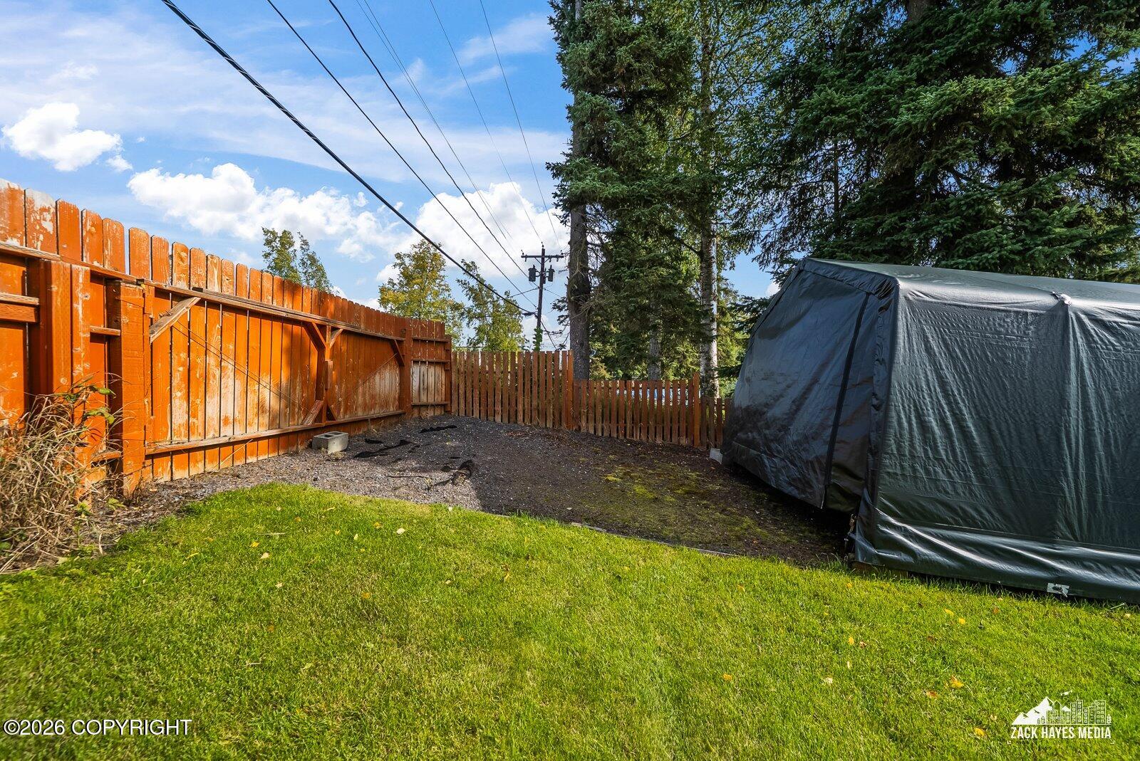 1101 W 53rd Avenue Property Photo 13