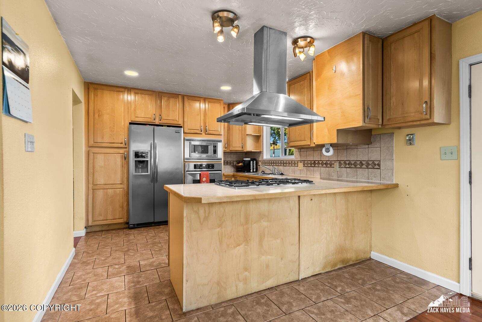 1101 W 53rd Avenue Property Photo 24