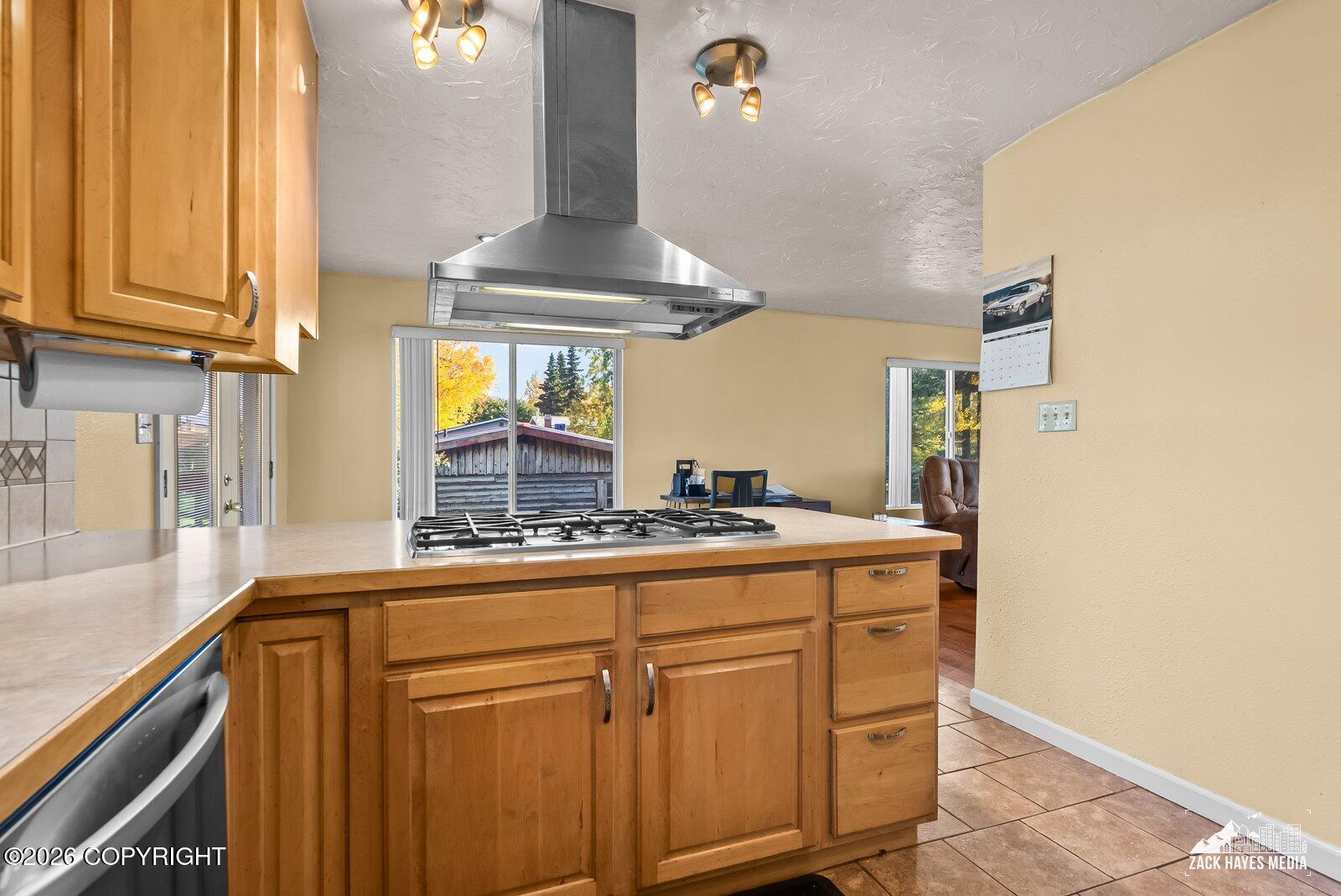 1101 W 53rd Avenue Property Photo 29