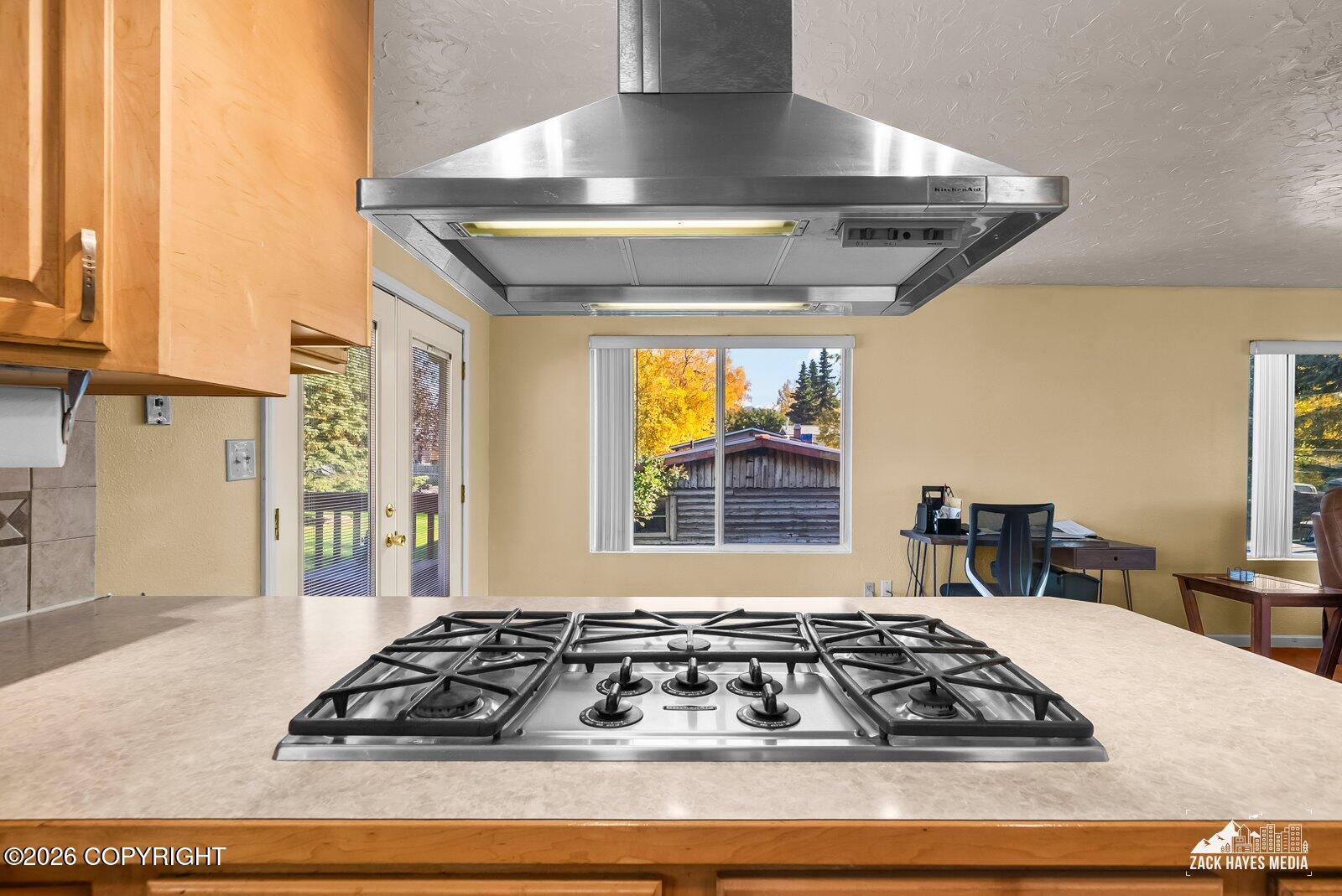 1101 W 53rd Avenue Property Photo 30