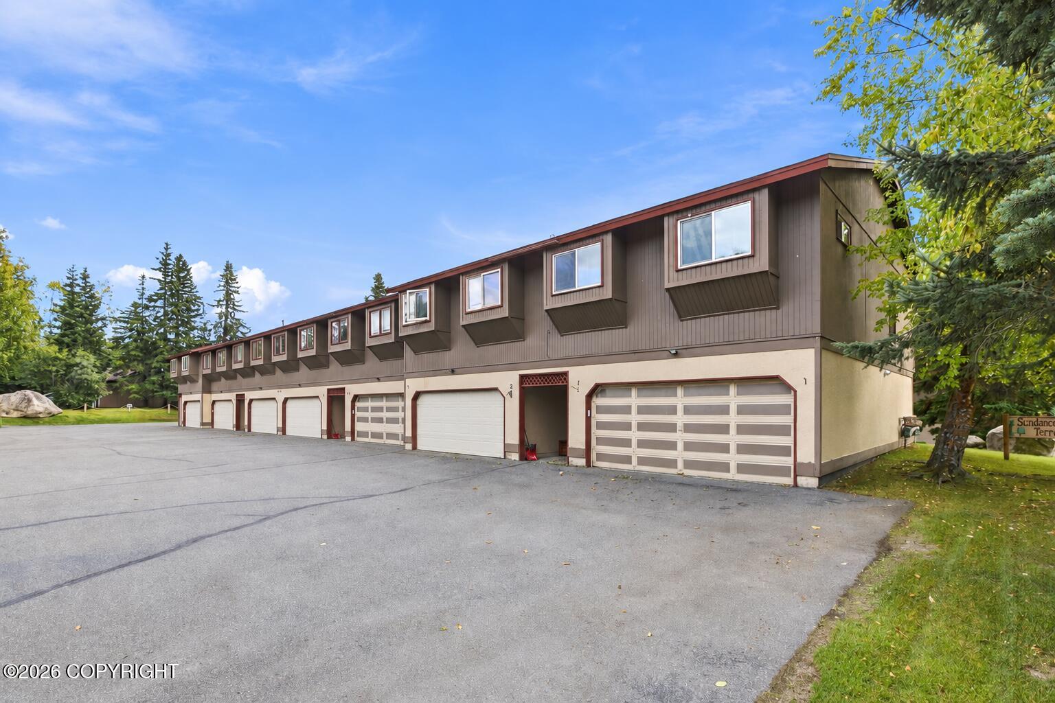 3130 E 46th Avenue #4A Property Photo 1