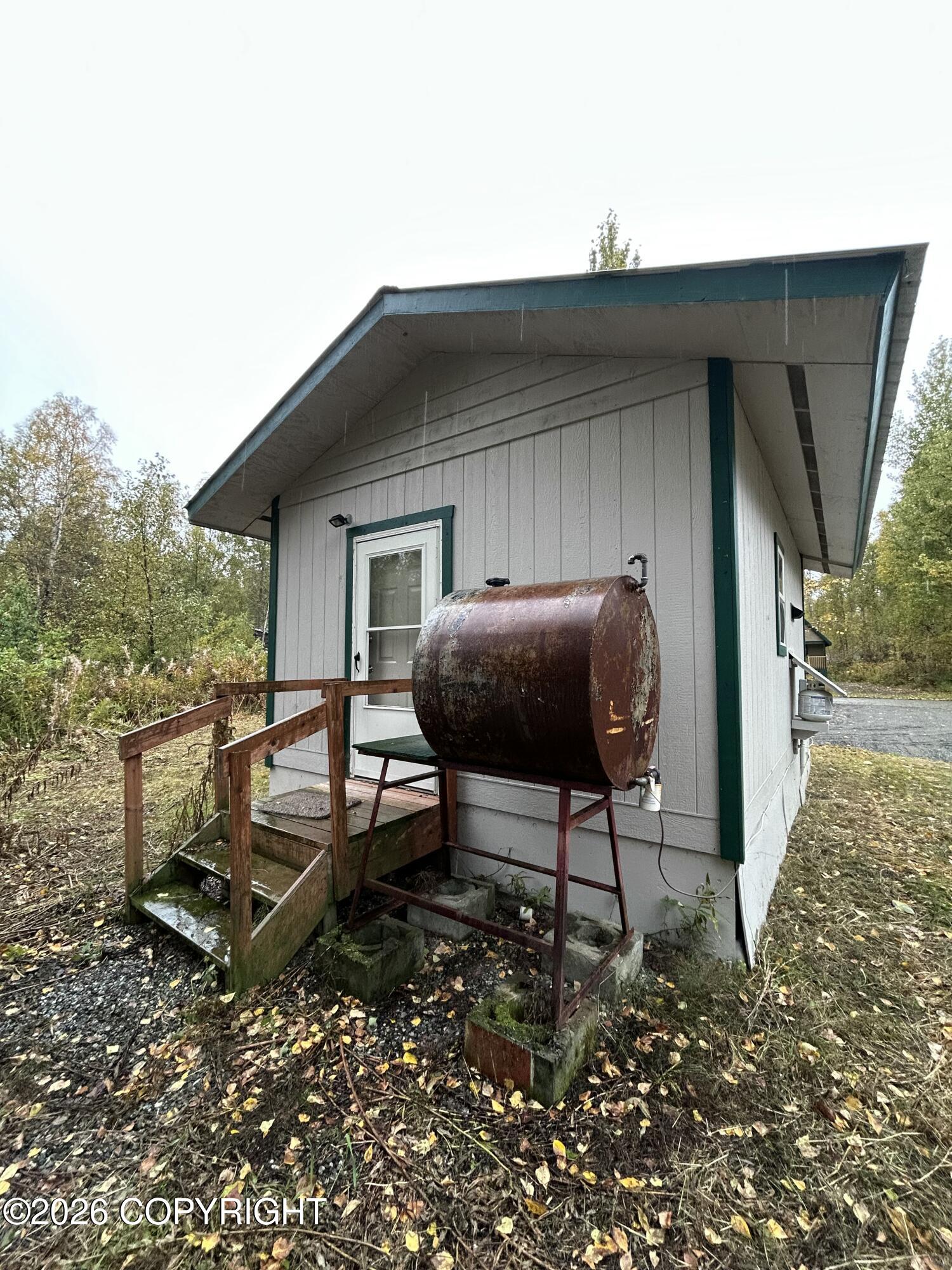 22081 S I Street Property Photo 3