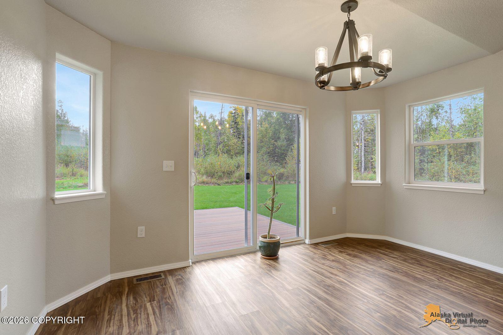 4450 W Murray Drive Property Photo 19