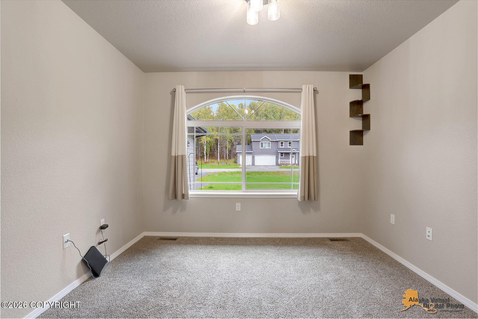 4450 W Murray Drive Property Photo 20