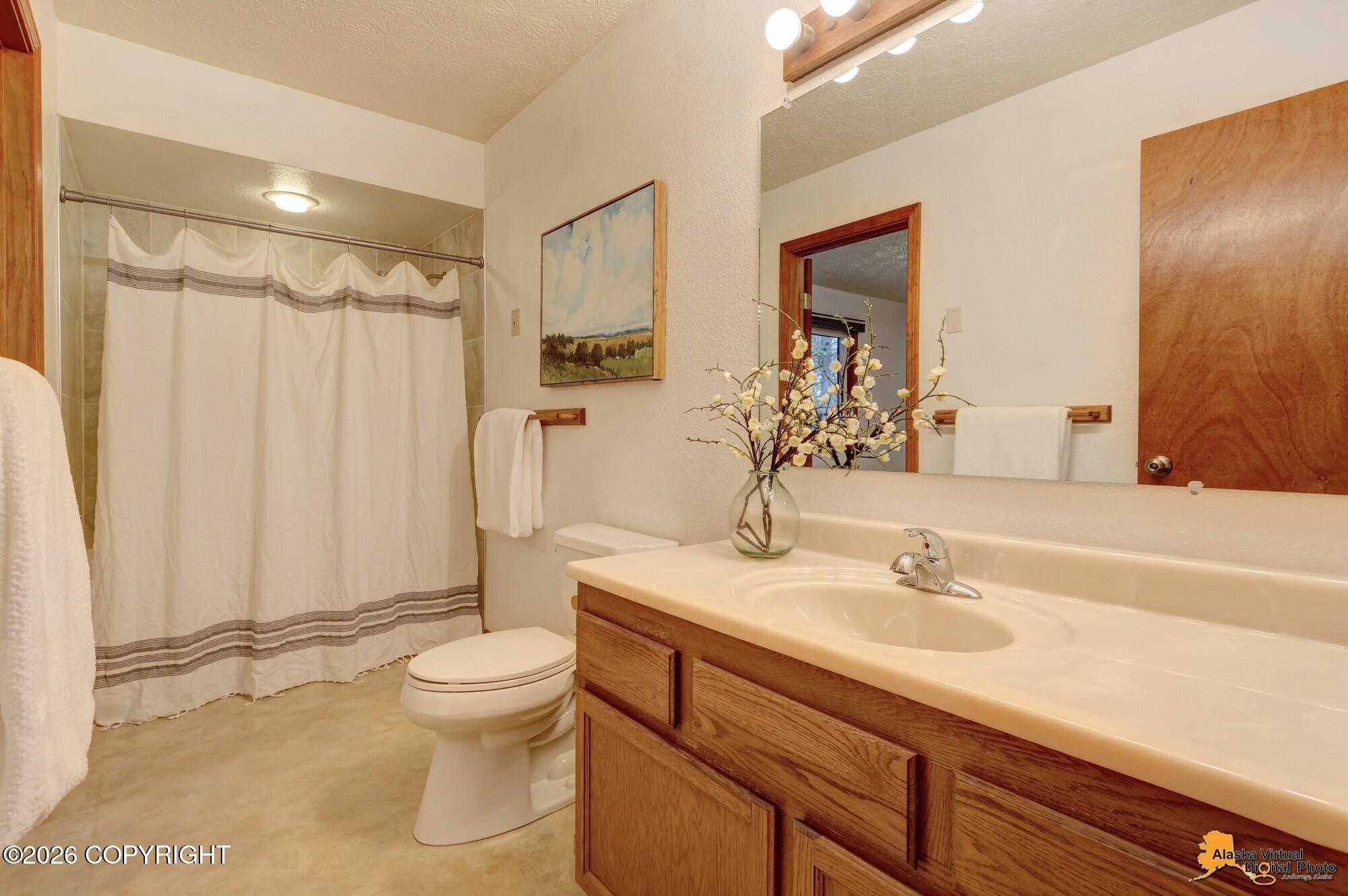 4139 E 67th Avenue Property Photo 13