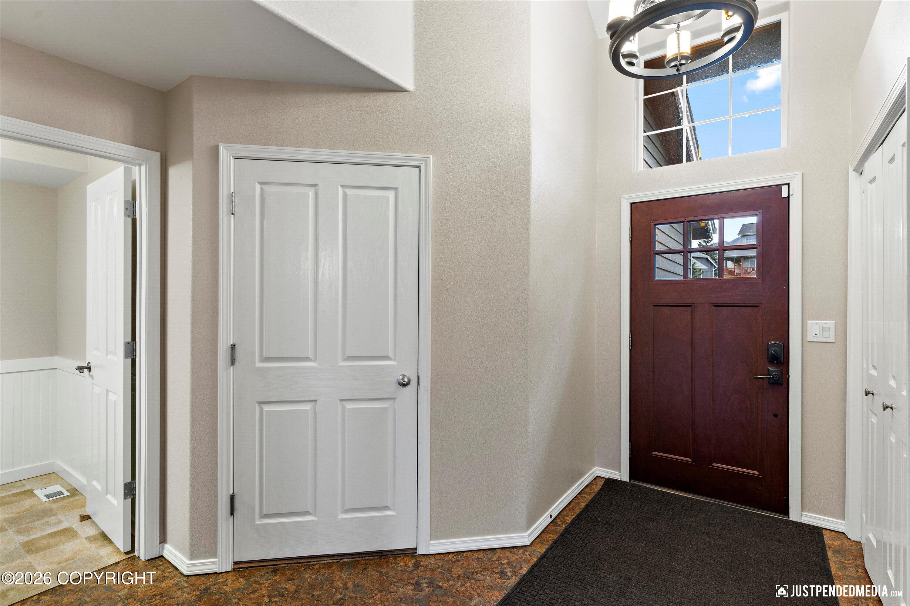5112 Wood Hall Drive Property Photo 4