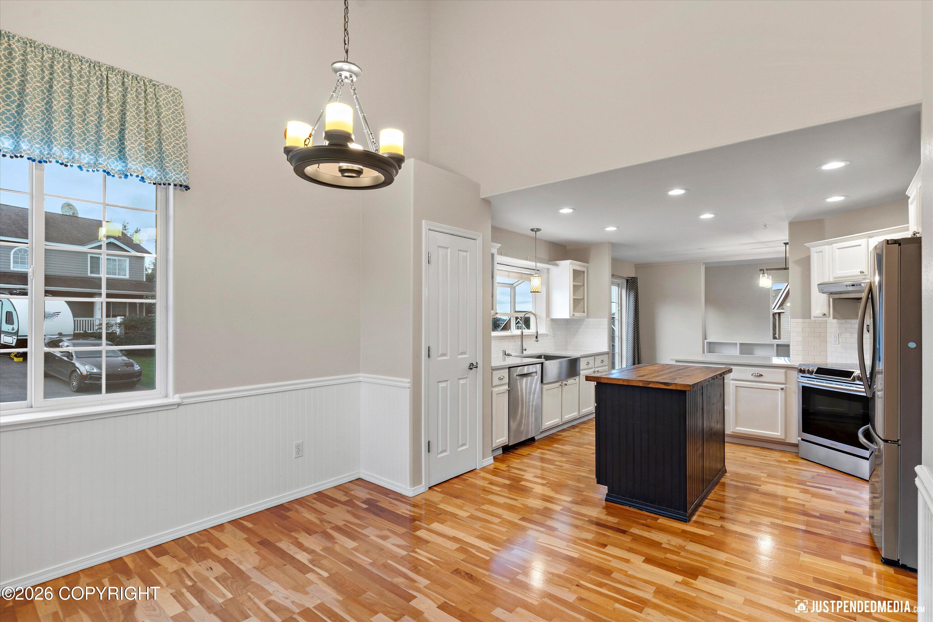 5112 Wood Hall Drive Property Photo 20