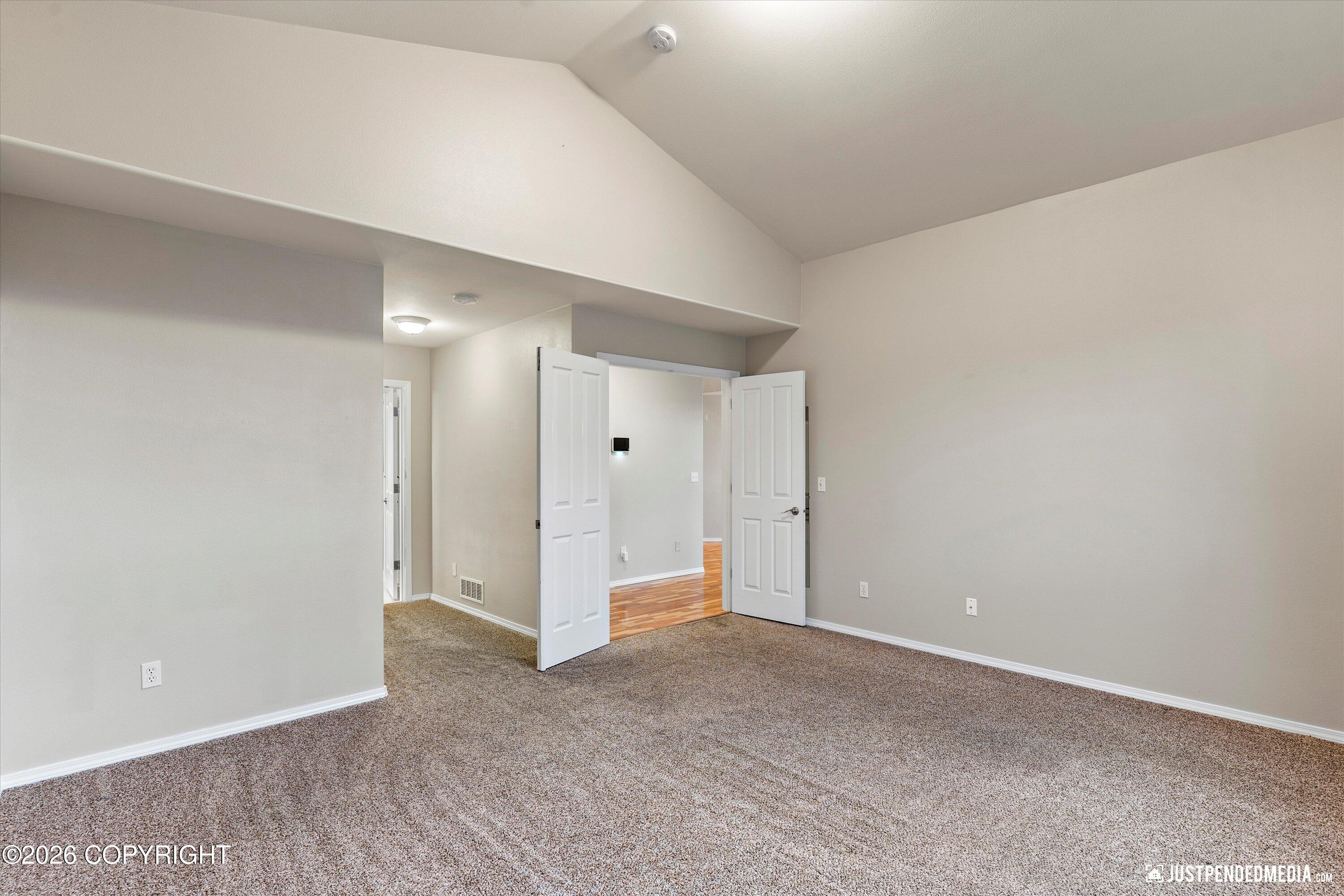 5112 Wood Hall Drive Property Photo 24