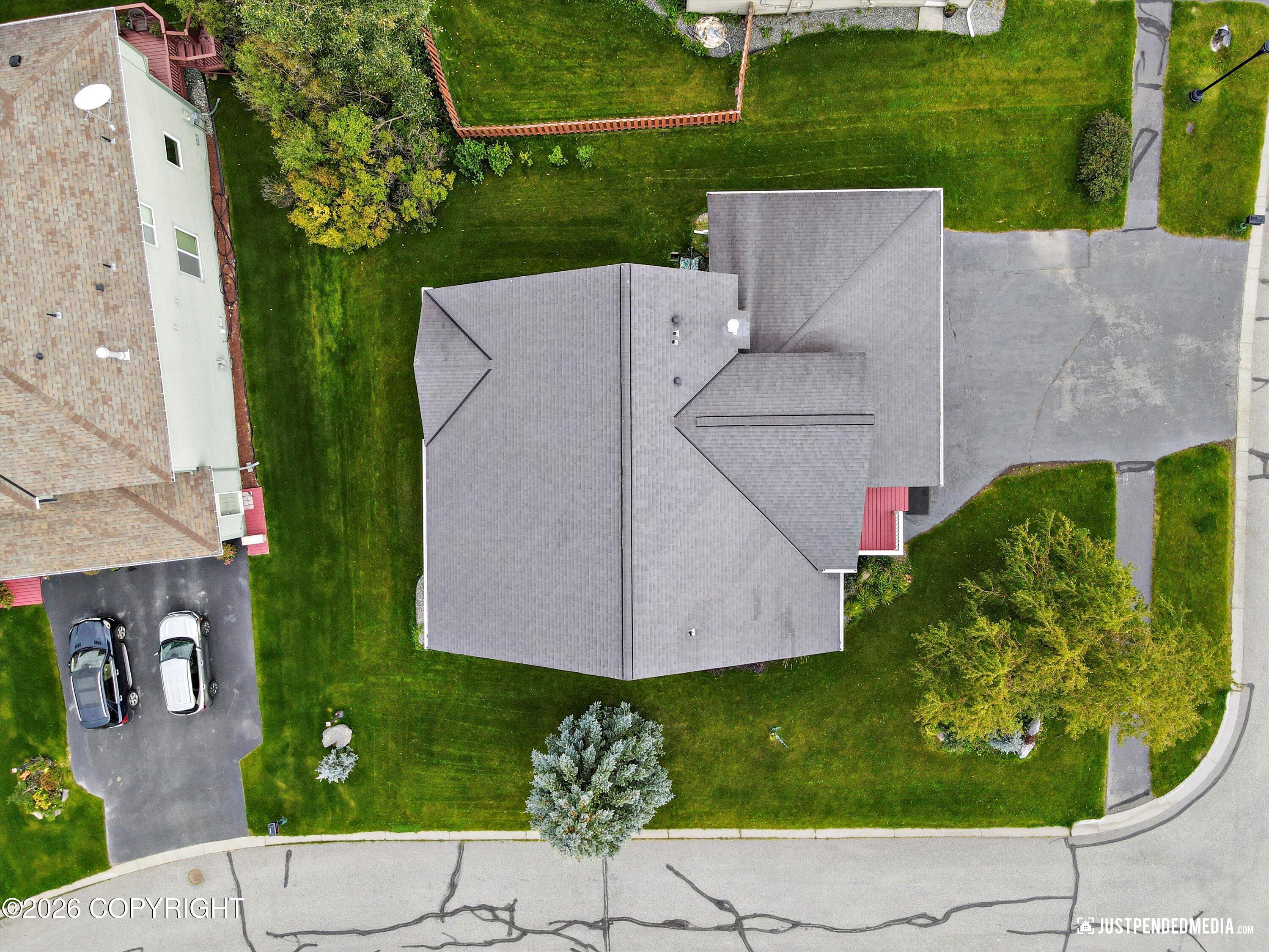 5112 Wood Hall Drive Property Photo 48