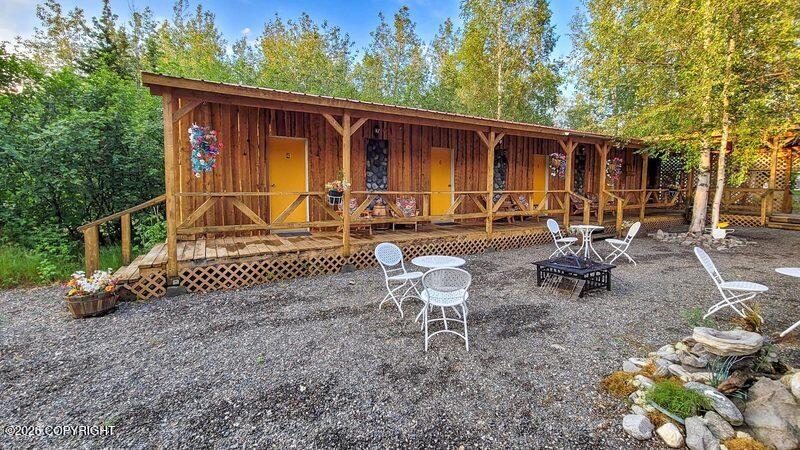 1338.5 Alaska Highway Property Photo 4