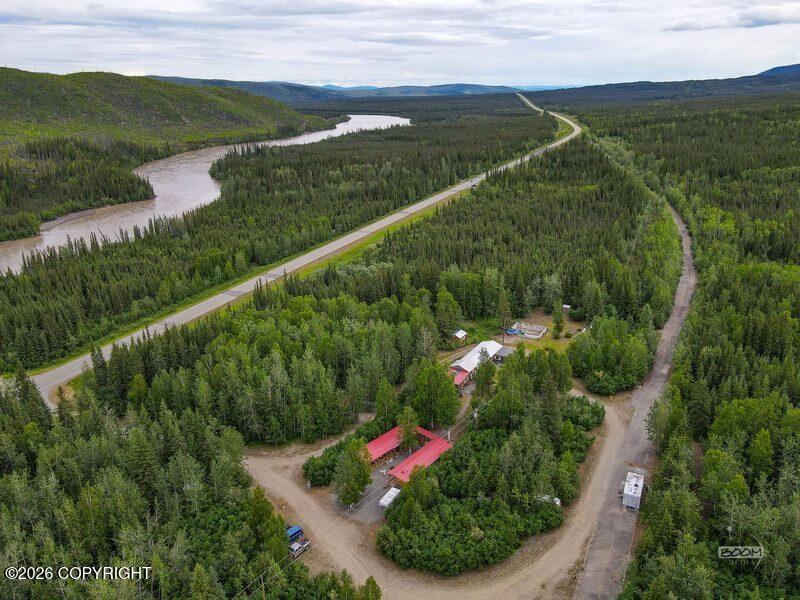 1338.5 Alaska Highway Property Photo 5