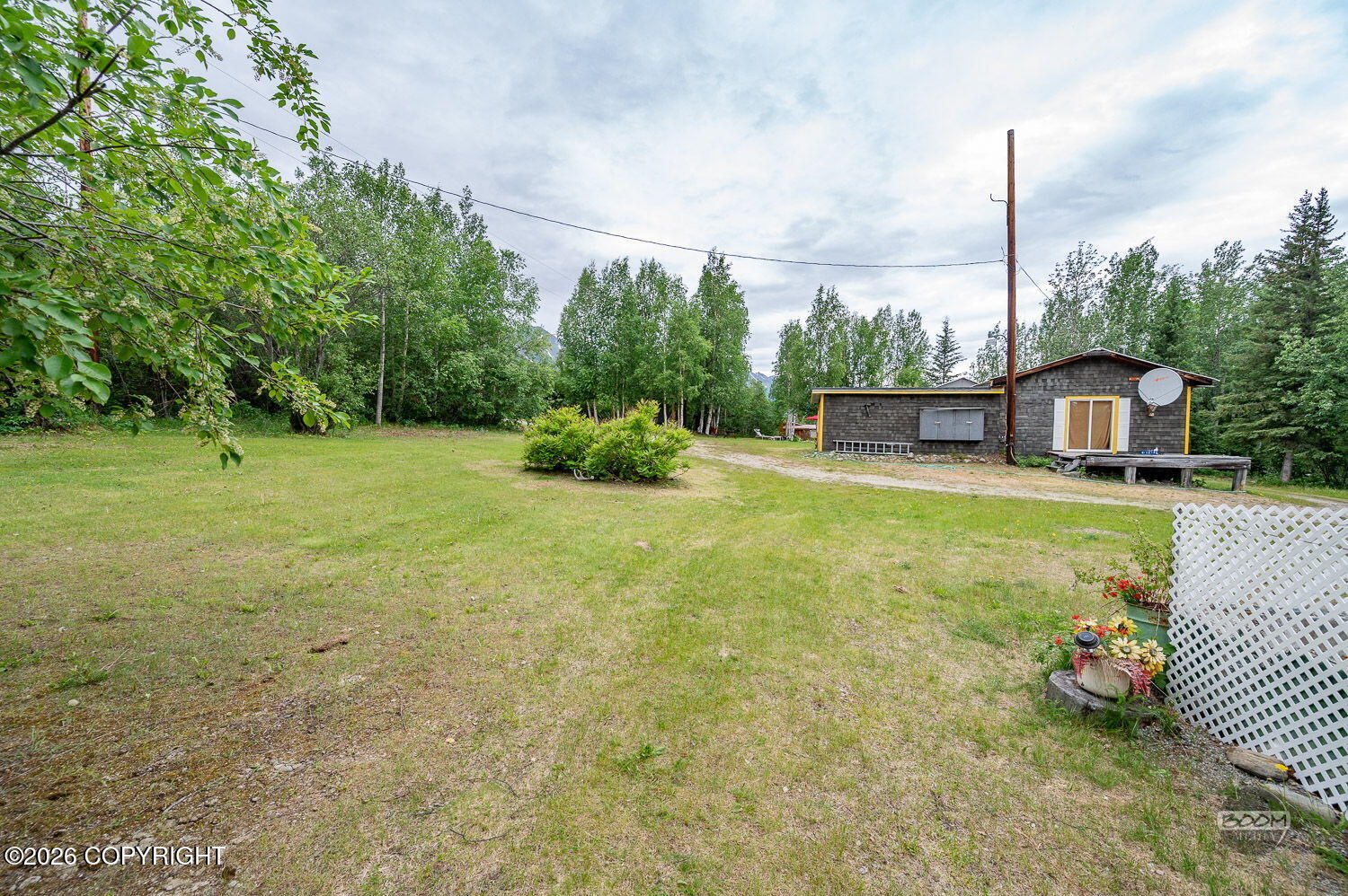 1338.5 Alaska Highway Property Photo 88