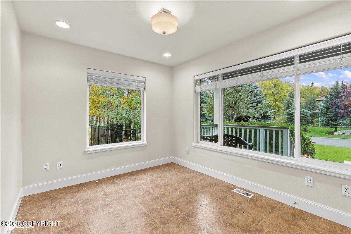 627 Orchid Circle Property Photo 16